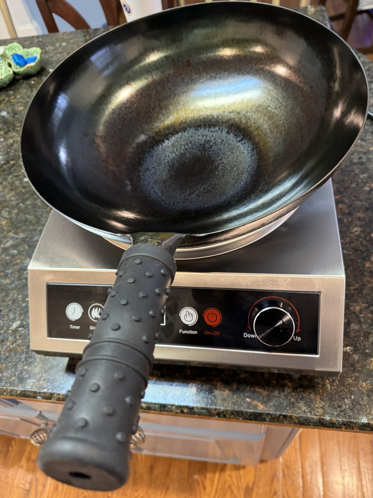 VEXMAECY 1800W Electric Wok Used For Home And Commercial,Induction Wok With Concave Surface Stainless Steel Strong Power Dual Control Mode 10 Power And Temp 24H Timer Induction Cooktop For Cooking - Customer Photo 4