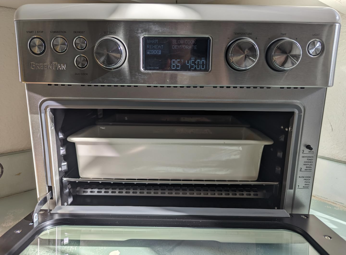 GreenPan 13-in-1 Elite Countertop Convection Oven & Air Fryer, PFAS-Free Ceramic Tray & Pizza Pan, Adjustable Racks, Multifunction Presets Customer Review GreenPan 13-in-1 Elite Countertop Convection Oven & Air Fryer, PFAS-Free Ceramic Tray & Pizza Pan, Adjustable Racks, Multifunction Presets - Customer Photo 1