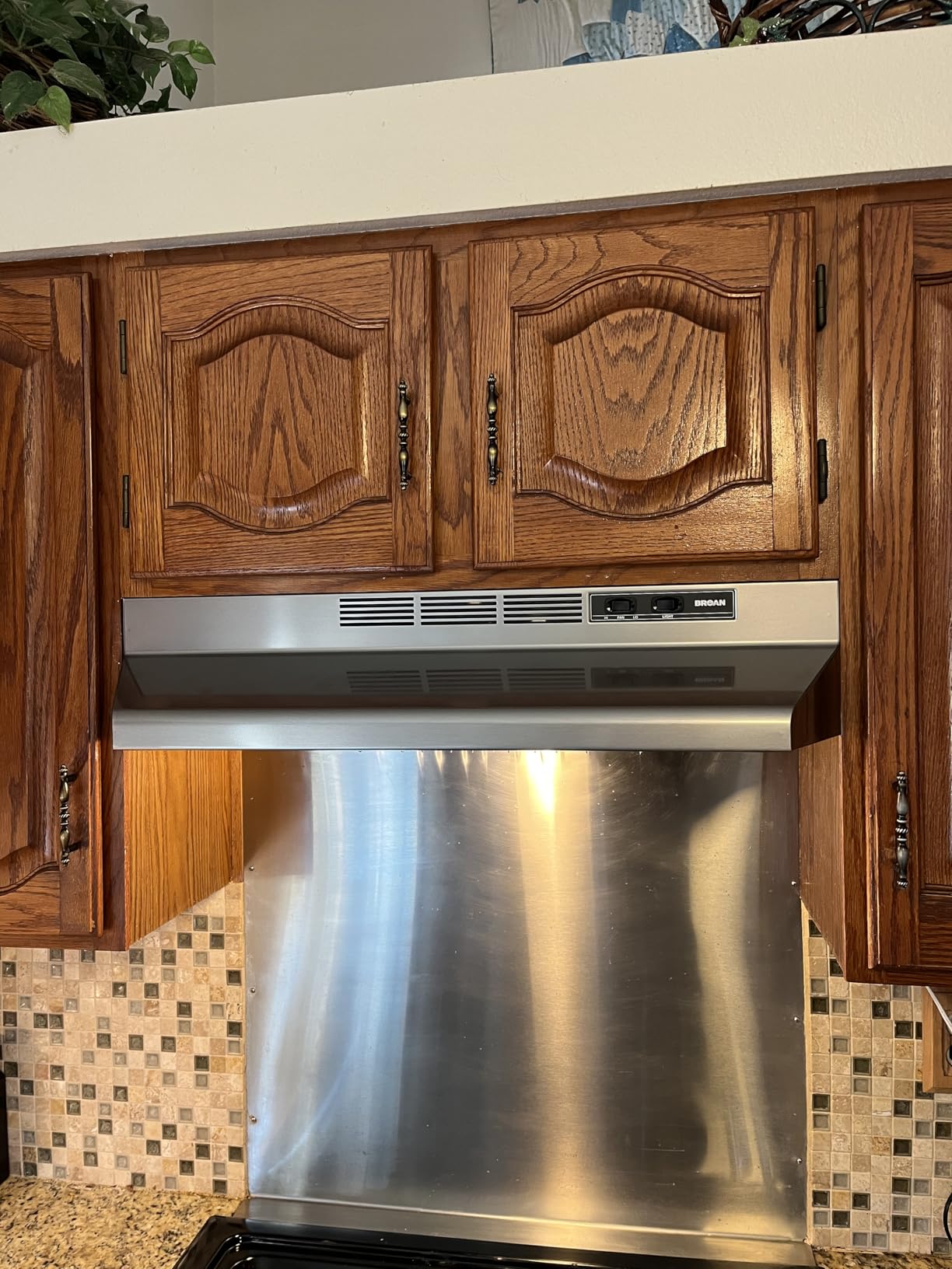Broan-NuTone 4136SF 36-Inch Fingerprint Resistant Ductless Under-Cabinet Range Hood, 36 Broan-NuTone 4136SF 36-Inch Fingerprint Resistant Ductless Under-Cabinet Range Hood, 36