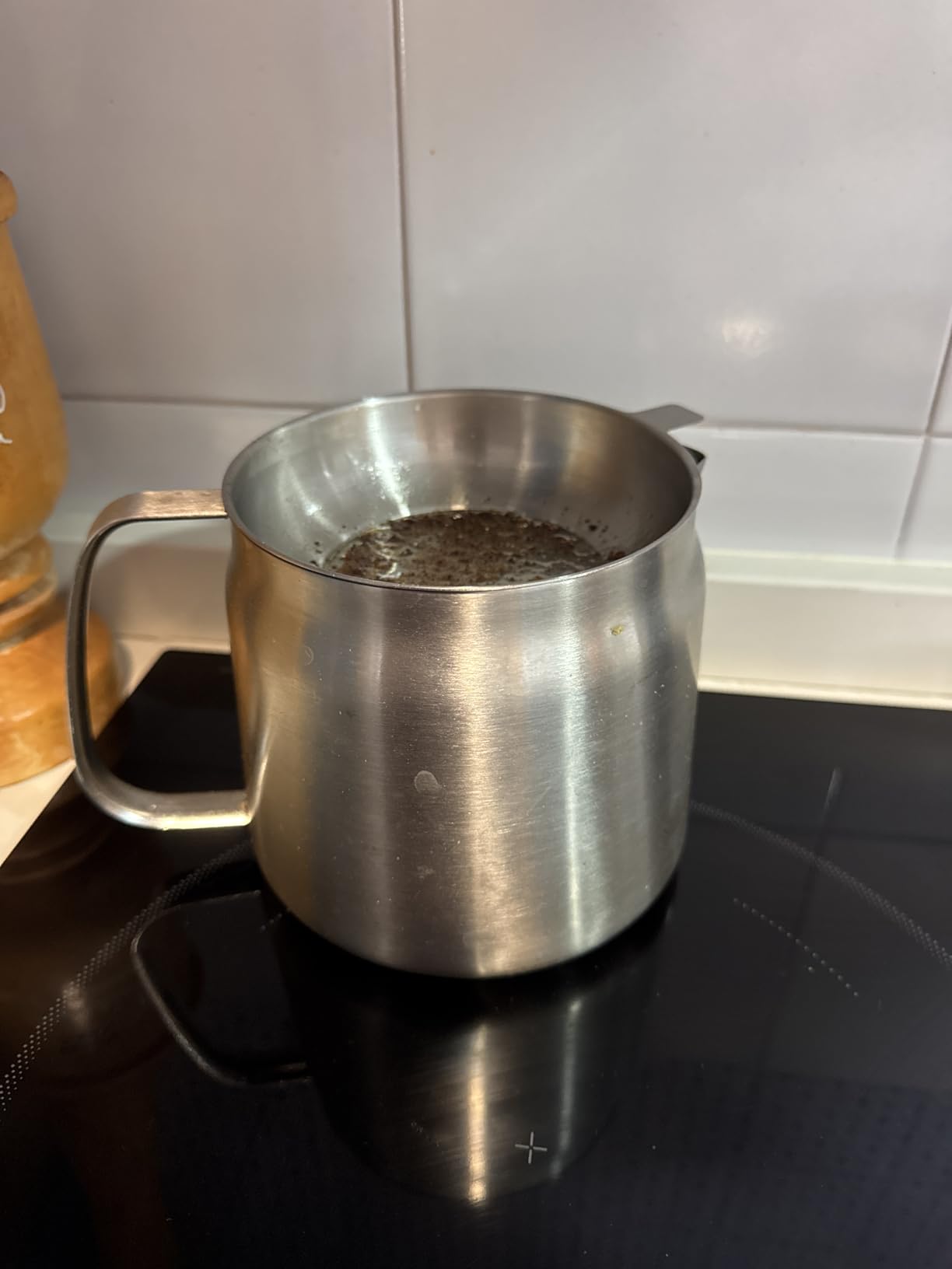 68oz 304 Stainless Steel Deep Fryer Pot with Basket & Strainer, Large Capacity Bacon Grease Container for Kitchen,Frying, Cooking, Camping,Oil Filter Container - Dishwasher Safe (68oz/2L/2.1Qt) - Customer Photo 1