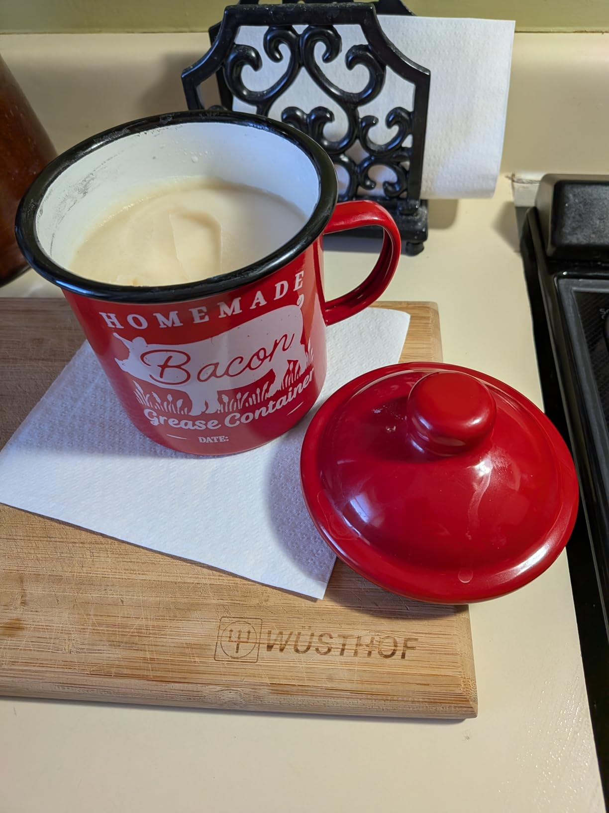 Bacon Grease Container with Strainer - With Food-Grade Silicone Spatula, 24oz Enamel Rustic Farmhouse Fat Container, Keeper, Recipes, Dishwasher Safe Customer Review Bacon Grease Container with Strainer - With Food-Grade Silicone Spatula, 24oz Enamel Rustic Farmhouse Fat Container, Keeper, Recipes, Dishwasher Safe - Customer Photo 1