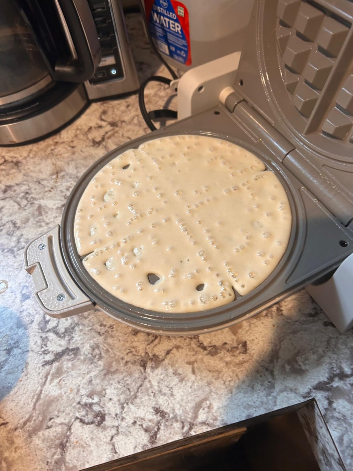 bella Flip-n-Store Waffle Maker with EverGood Ceramic Nonstick Coating, Fits-anywhere Kitchenware, Power Indicator Light, Cool Touch Handle & Cord Wrap, 7 Wide & 1 Deep Plates, 1000 Watt, Oatmilk - Customer Photo 1