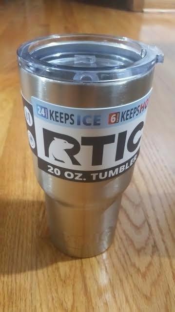 RTIC 20 oz Insulated Tumbler Stainless Steel Coffee Travel Mug with Lid, Spill Proof, Hot Beverage and Cold, Portable Thermal Cup for Car, Camping, Sunlight Customer Review RTIC 20 oz Insulated Tumbler Stainless Steel Coffee Travel Mug with Lid, Spill Proof, Hot Beverage and Cold, Portable Thermal Cup for Car, Camping, Sunlight - Customer Photo 2