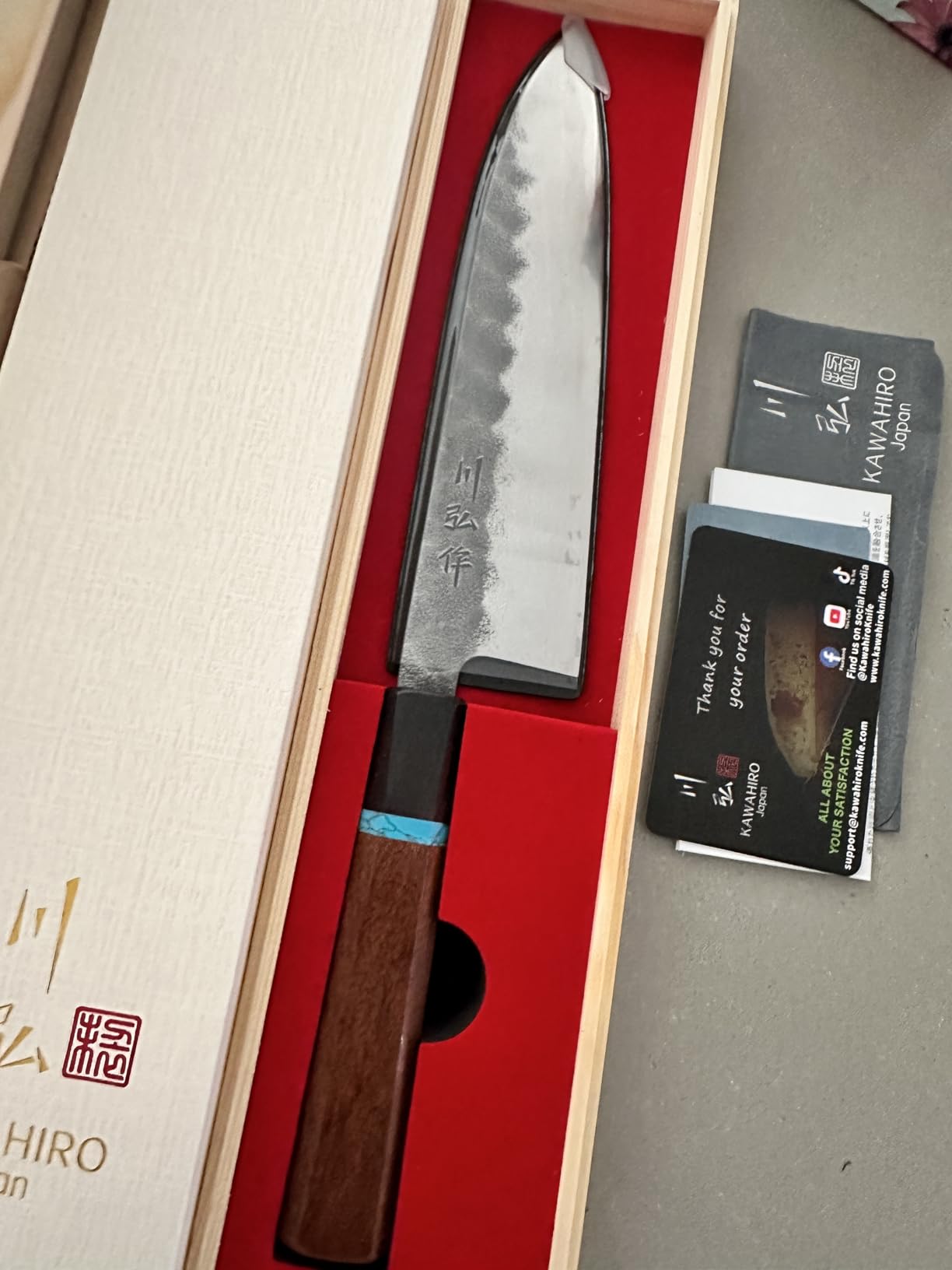 KAWAHIRO Japanese Chef Knife, 8 inch Black Forged VG10 Kitchen Knife, Handcrafted Professional Chefs Knife with Ergonomic Handle, Perfect Valentine's Day Gifts for Men Women, Luxury Gift Wood Box - Customer Photo 3