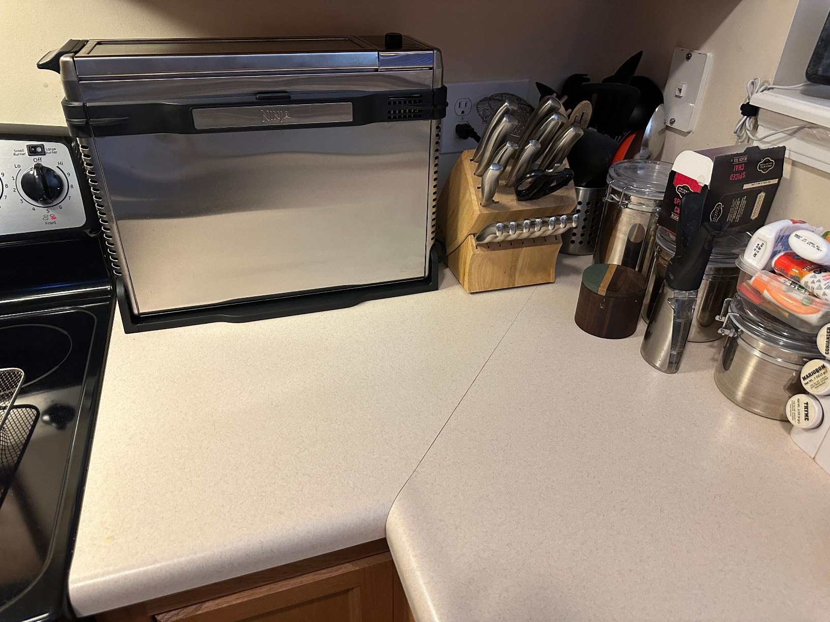 Ninja Air Fryer Toaster Oven Combo | 8-in-1 Functionality | Flip Up & Away for Storage Space | Air Fry Basket, Sheet Pan, Wire Rack & Removable Crumb Tray |1800 Watt | Stainless Steel | SP151 Customer Review Ninja Air Fryer Toaster Oven Combo | 8-in-1 Functionality | Flip Up & Away for Storage Space | Air Fry Basket, Sheet Pan, Wire Rack & Removable Crumb Tray |1800 Watt | Stainless Steel | SP151 - Customer Photo 3