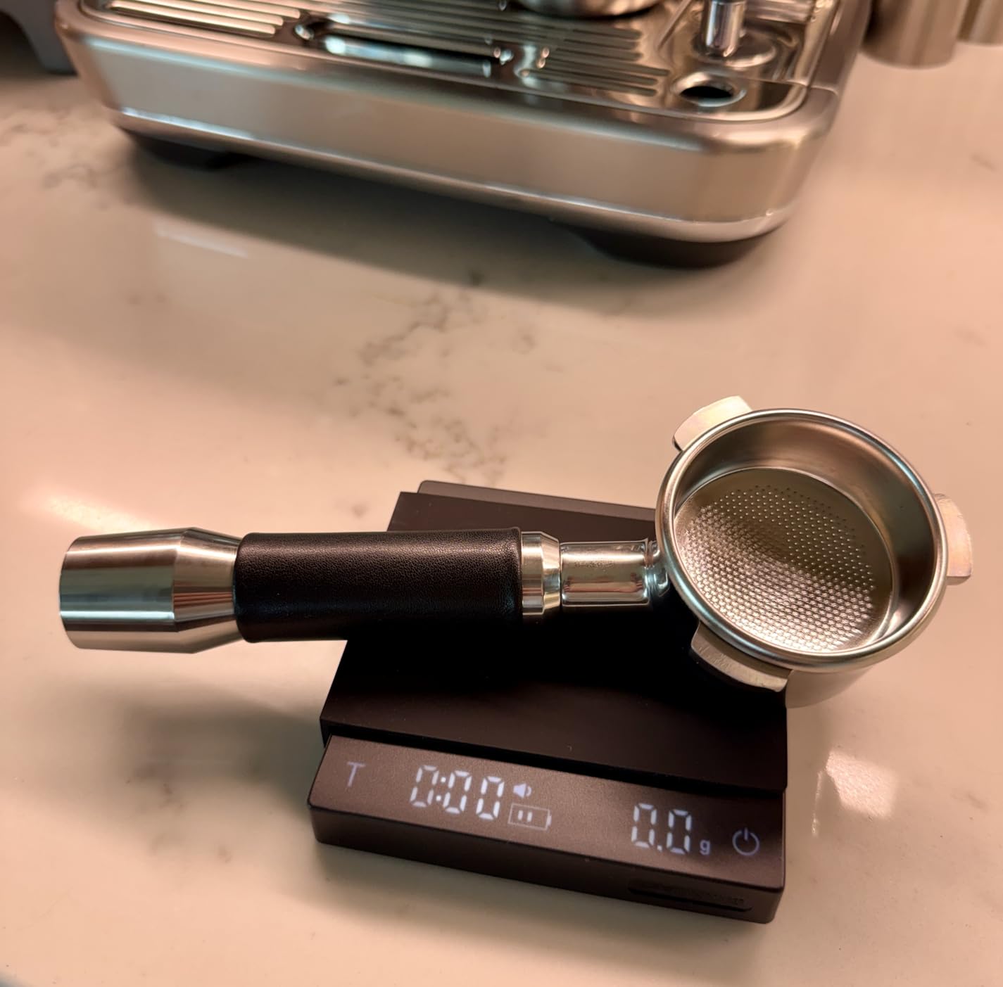 MHW-3BOMBER Mini Coffee Scale with Timer, Rechargeable Espresso Scale with Gravity Sensing, 2kg/0.1g Precision Scale for Espresso & Pour-Over Coffee, Portable Digital Kitchen Scale, Black ES6029B-OS customer photo 2