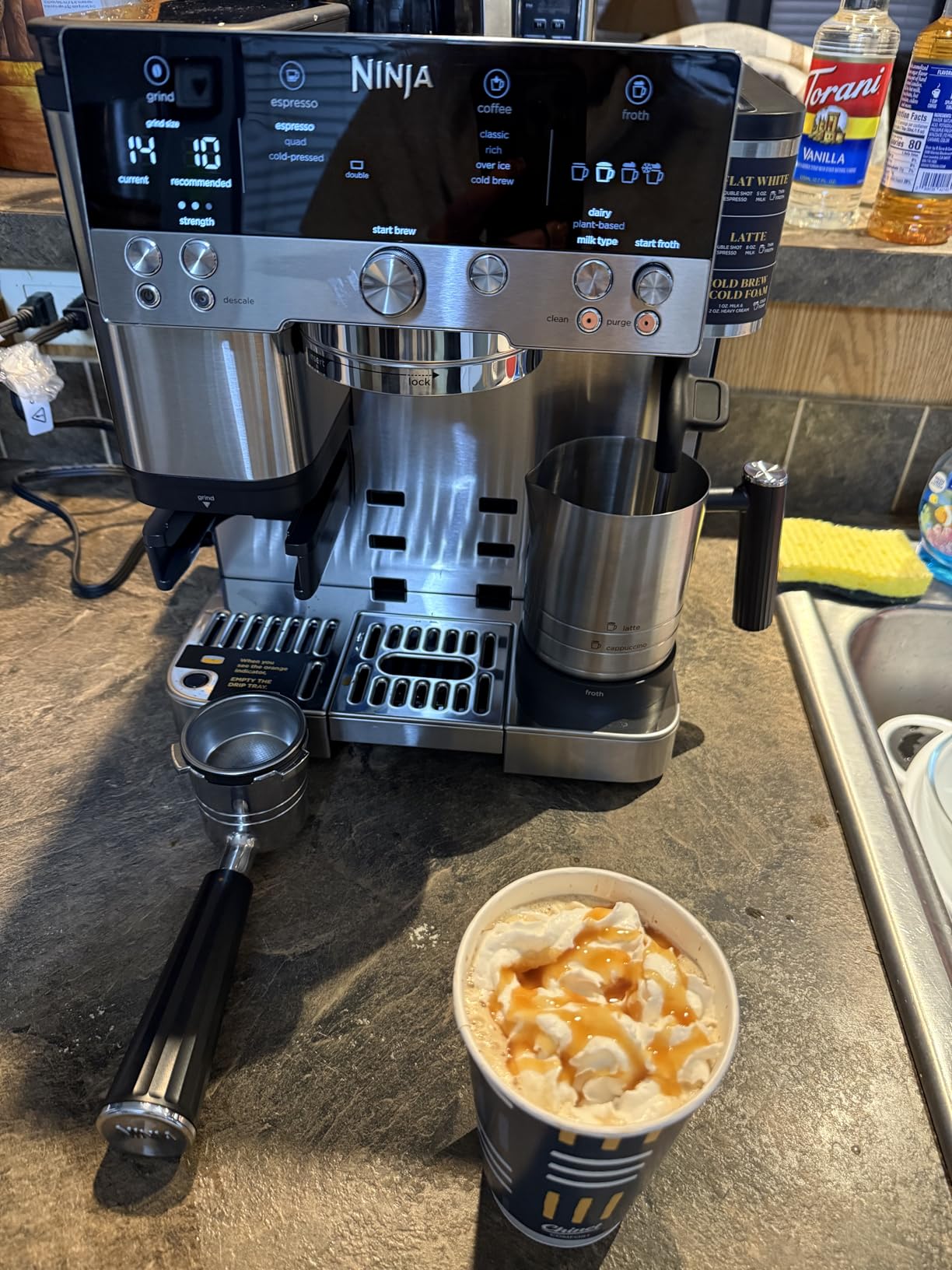 Ninja Luxe Café 3-in-1 Espresso, Drip Coffee and Cold Brew Machine | Integrated Coffee Grinder, Milk Frother, Assisted Tamper & Built-In Espresso Accessory Storage | Stainless Steel | ES601 Customer Review Ninja Luxe Café 3-in-1 Espresso, Drip Coffee and Cold Brew Machine | Integrated Coffee Grinder, Milk Frother, Assisted Tamper & Built-In Espresso Accessory Storage | Stainless Steel | ES601 - Customer Photo 3