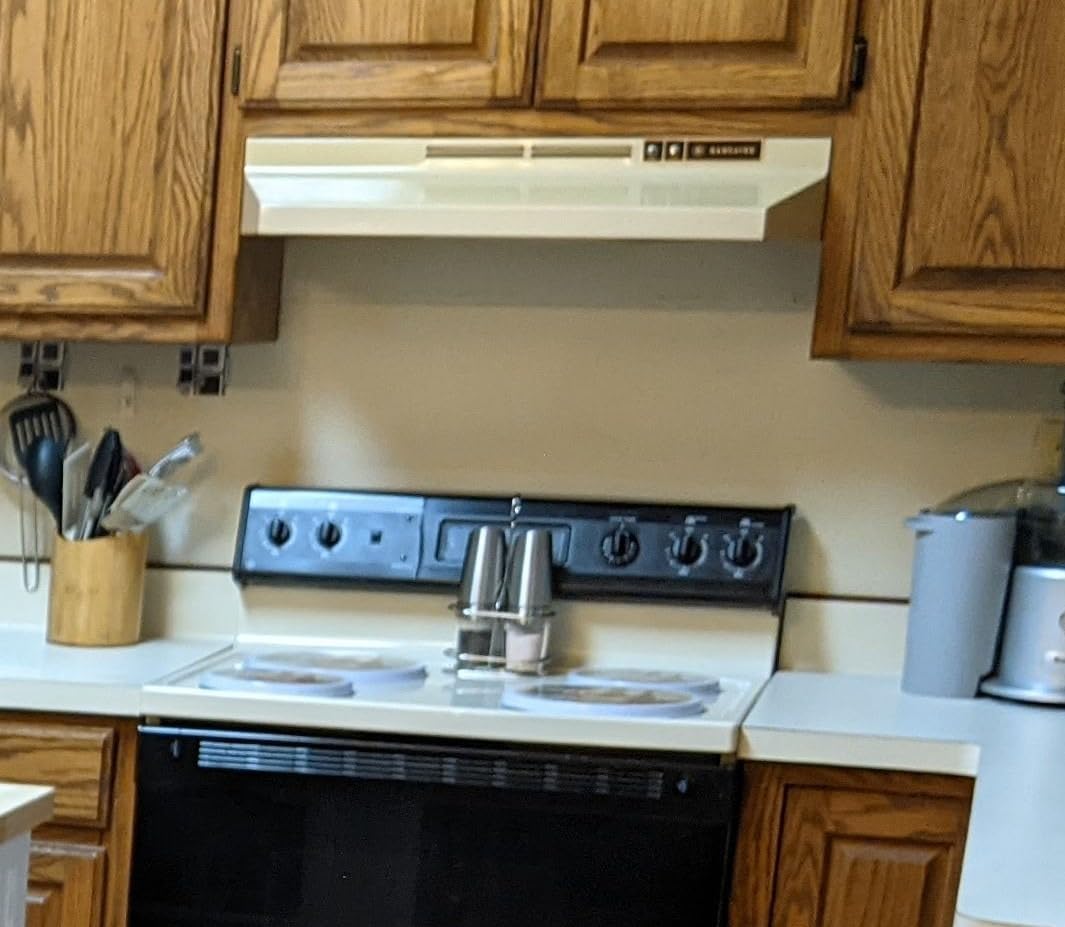 FIREGAS Range Hood 36 inch Under Cabinet, Ducted/Ductless Convertible Kitchen Hood, White Painted Stainless Steel Vent Hood with LED Light,2 Speed Exhaust Fan Customer Review FIREGAS Range Hood 36 inch Under Cabinet, Ducted/Ductless Convertible Kitchen Hood, White Painted Stainless Steel Vent Hood with LED Light,2 Speed Exhaust Fan - Customer Photo 1