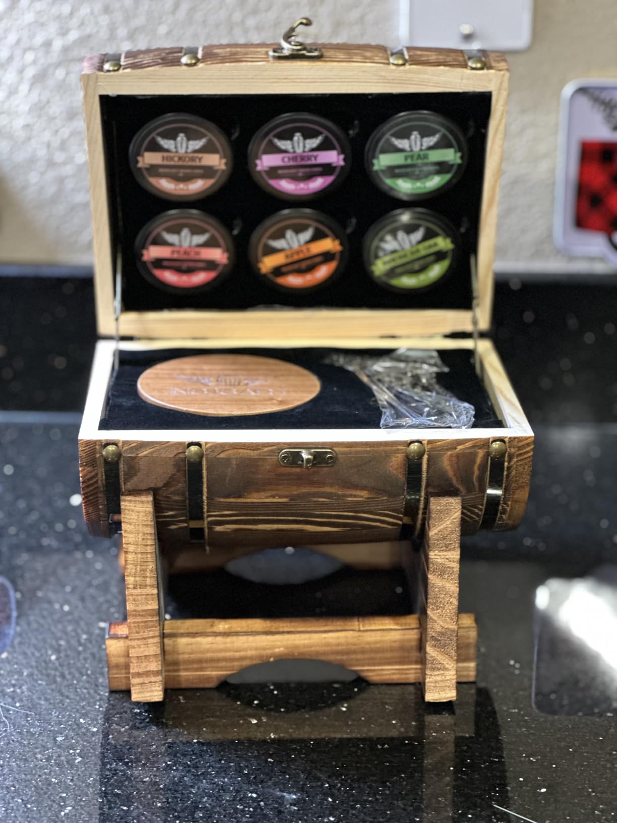 Whiskey Smoker Kit with Charred Wood Barrel (Patent Pending) - Cocktail Smoker with Torch & 6 Premium Wood Chips for Old Fashioned & Whiskey - Perfect Home Bar Gift for Men, Dad, Husband (No Butane) customer photo 1