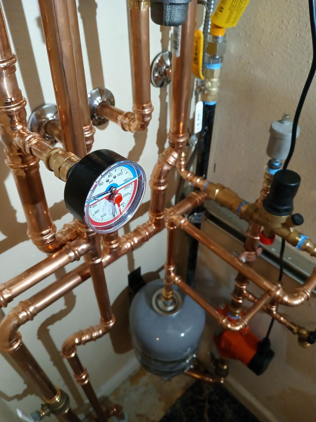 Combi Boiler CH 60K BTU/DHW 160K BTU Customer Review Combi Boiler CH 60K BTU/DHW 160K BTU - Customer Photo 1