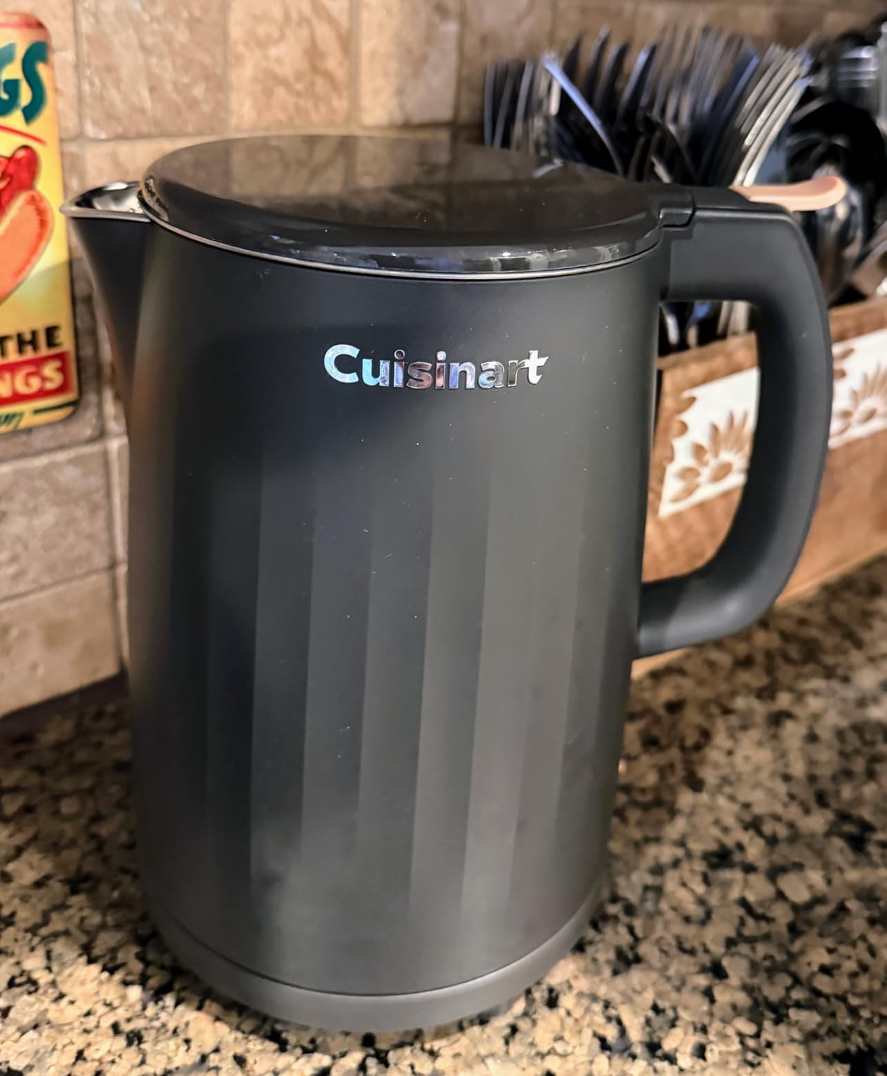 Cuisinart Soho 1-Liter Double Wall Electric Hot Water Kettle, Tea Kettle with Stainless Steel Interior, One Touch Operation to Boil Water for Tea, Hot Cocoa, or Instant Oatmeal, CK-10TR, Truffle - Customer Photo 2