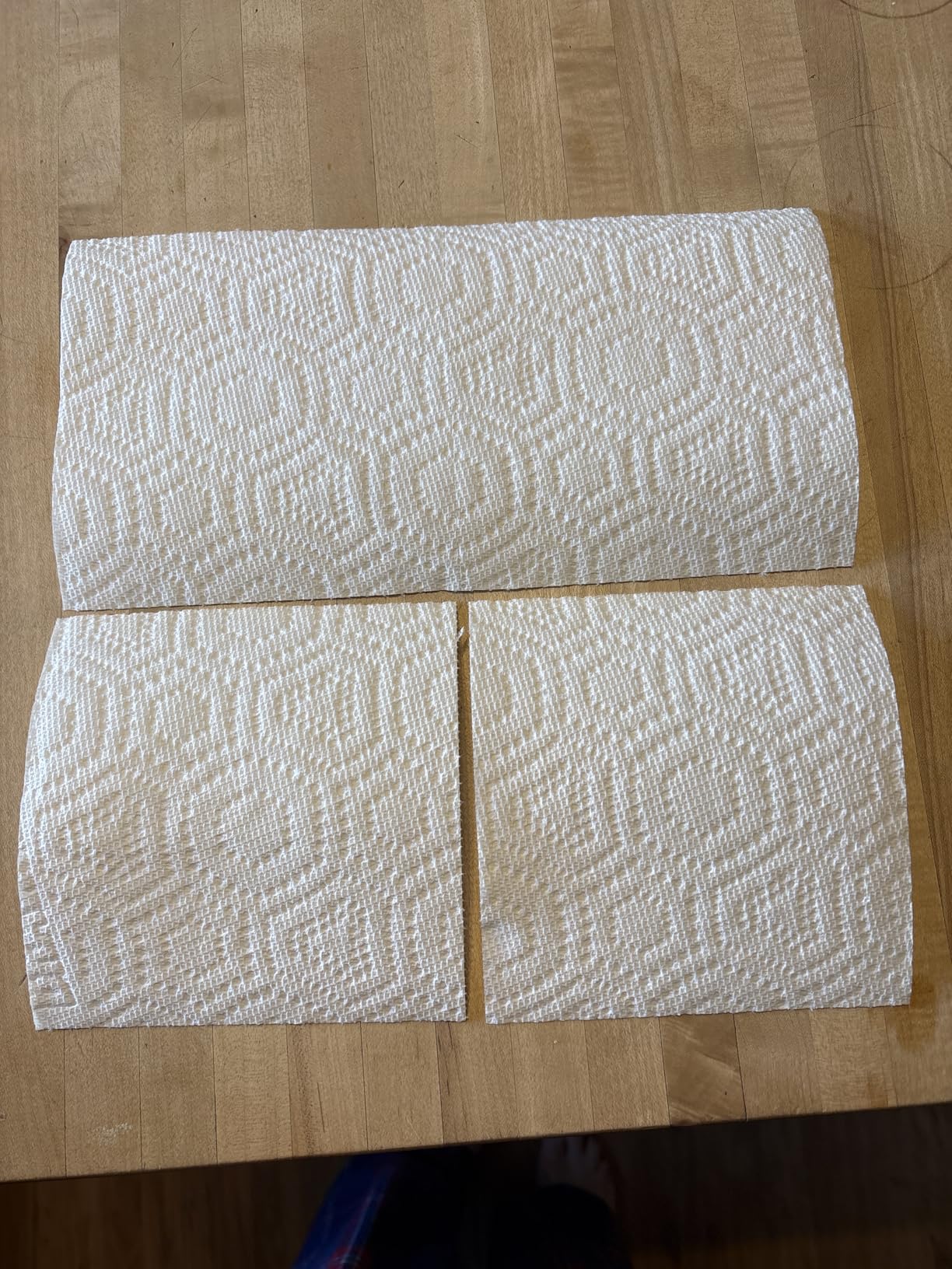 Brawny Tear-A-Square 3-Ply Paper Towels, 6 Double Rolls = 12 Regular Rolls, Strong, Absorbent, and Durable with 3 Sheet Sizes (Quarter, Half, Full) Customer Review Brawny Tear-A-Square 3-Ply Paper Towels, 6 Double Rolls = 12 Regular Rolls, Strong, Absorbent, and Durable with 3 Sheet Sizes (Quarter, Half, Full) - Customer Photo 1