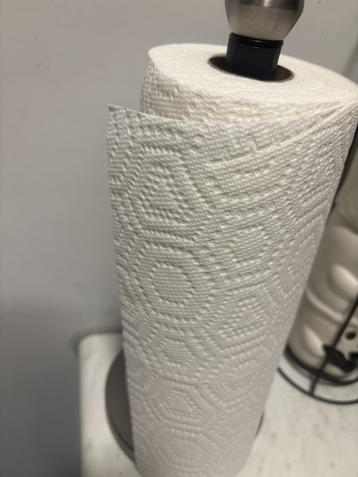 Brawny Tear-A-Square 3-Ply Paper Towels, 6 Double Rolls = 12 Regular Rolls, Strong, Absorbent, and Durable with 3 Sheet Sizes (Quarter, Half, Full) Customer Review Brawny Tear-A-Square 3-Ply Paper Towels, 6 Double Rolls = 12 Regular Rolls, Strong, Absorbent, and Durable with 3 Sheet Sizes (Quarter, Half, Full) - Customer Photo 3