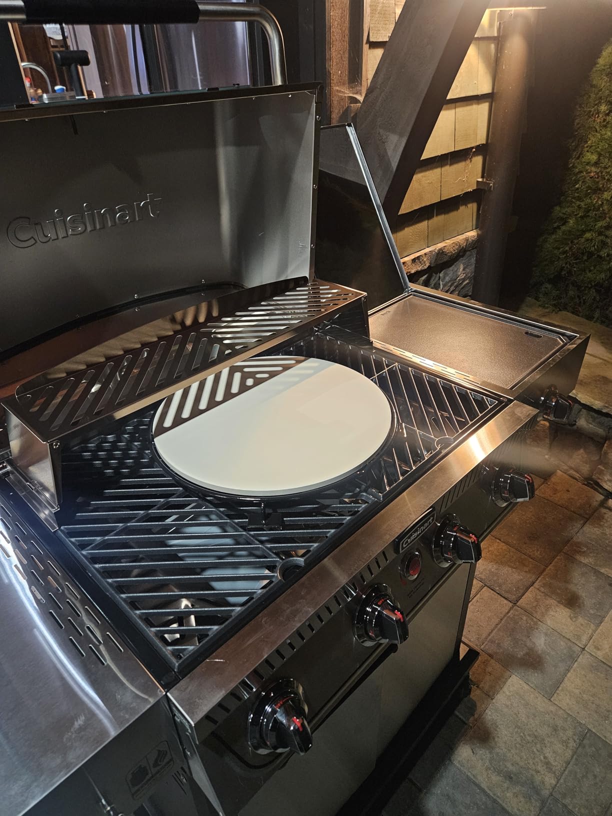 Cuisinart Propel+ 4-Burner 3-in-1 Gas Grill, Stainless Steel Versatile Grill, Griddle & Pizza Oven with Pizza Stone, Convertible to Natural Gas, Side Burner & Integrated Storage Customer Review Cuisinart Propel+ 4-Burner 3-in-1 Gas Grill, Stainless Steel Versatile Grill, Griddle & Pizza Oven with Pizza Stone, Convertible to Natural Gas, Side Burner & Integrated Storage - Customer Photo 1