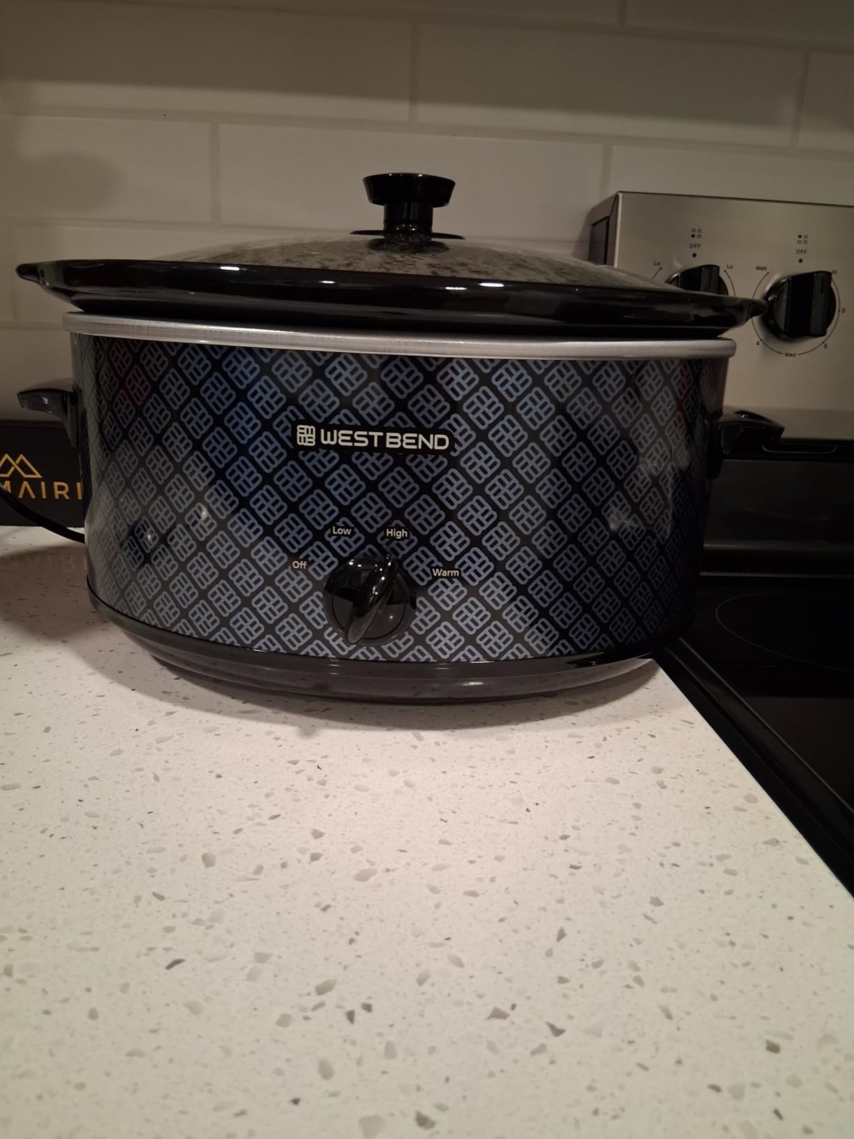 West Bend Slow Cooker 6-Quart Manual Crockery Style with Dishwasher Safe Oval Ceramic Crockpot and Glass Lid Two Temperature Settings Plus Keep Warm, 330-Watts, Black - Customer Photo 1