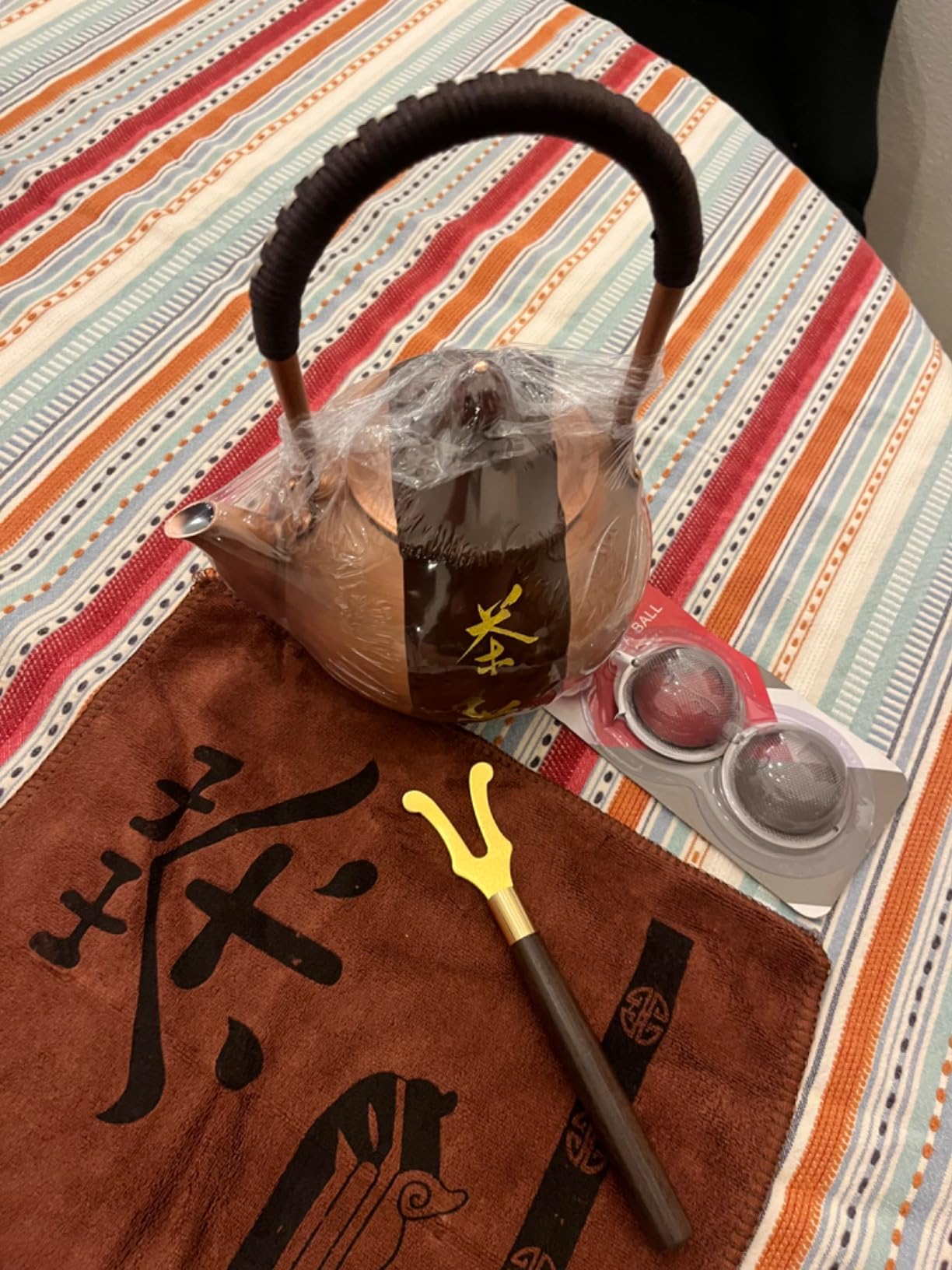 50.7oz Copper Tea Kettle for Stovetop Safe, Chinese Style Non-Coating Pure Copper Teapot with Filter Holes and Tea Ball for Loose Tea, Handmade Solid Metal Tea Pot with Non Slip Handle(1500ml) - Customer Photo 2