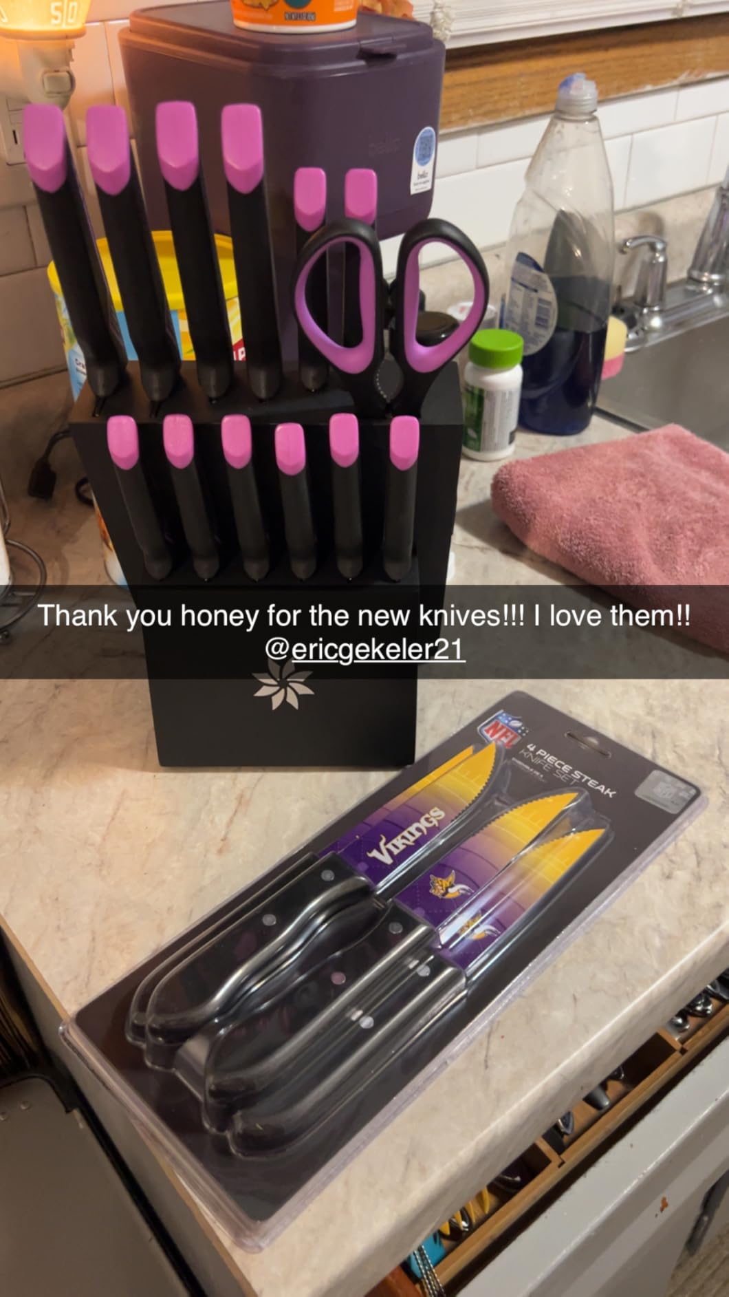 Knife Set - 15 PCS Kitchen Knife Set with Built-in Knife Sharpener Block - Stainless Steel Knife Block Set - Dishwasher Safe, Elegant Box for Men Women - Customer Photo 2