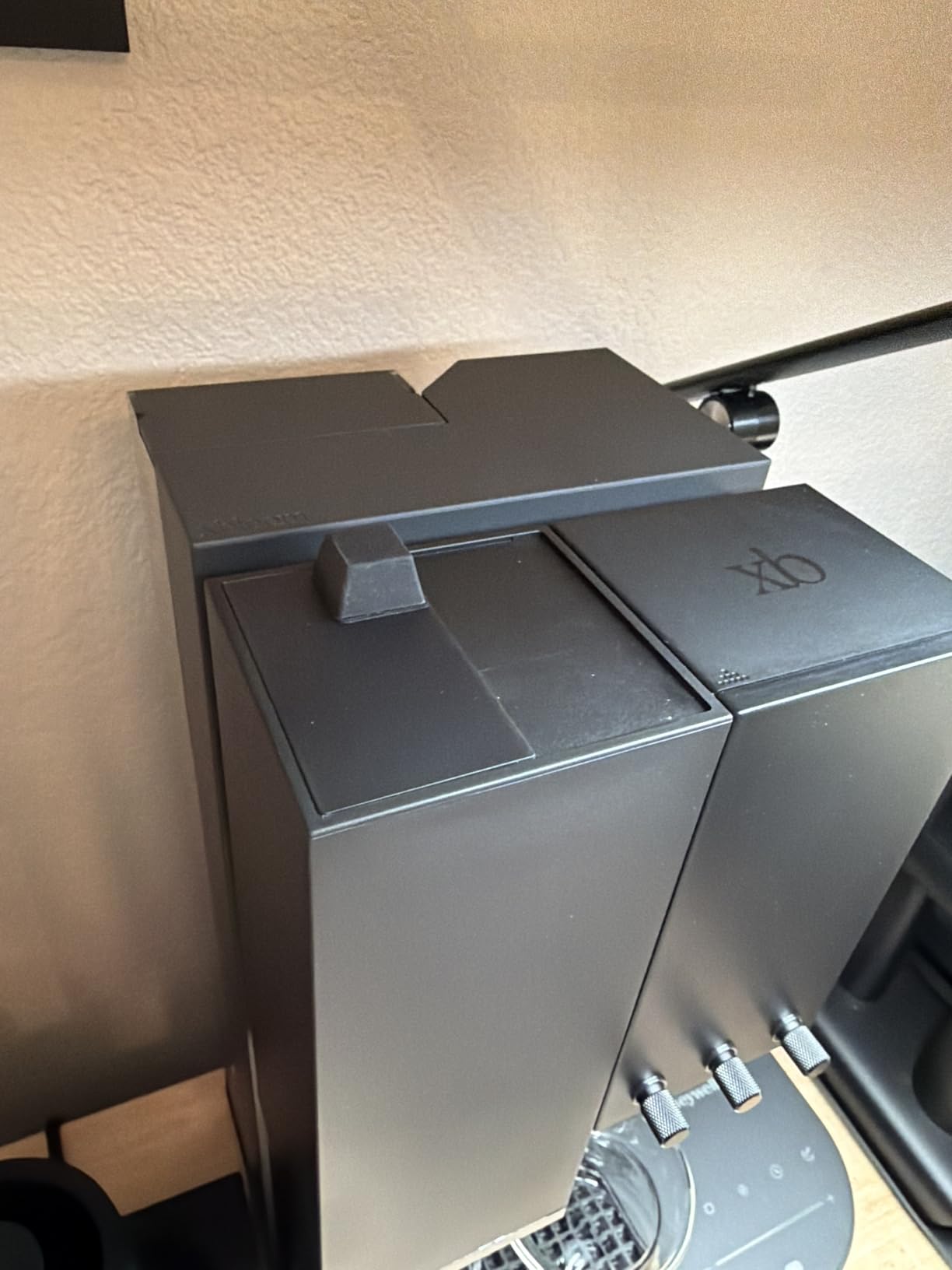 xBloom Studio – The Ultimate Coffee Machine – Drip Coffee Maker with Integrated Grinder, Scale, and 3 Levels of Automation, Midnight Black Customer Review xBloom Studio – The Ultimate Coffee Machine – Drip Coffee Maker with Integrated Grinder, Scale, and 3 Levels of Automation, Midnight Black - Customer Photo 2