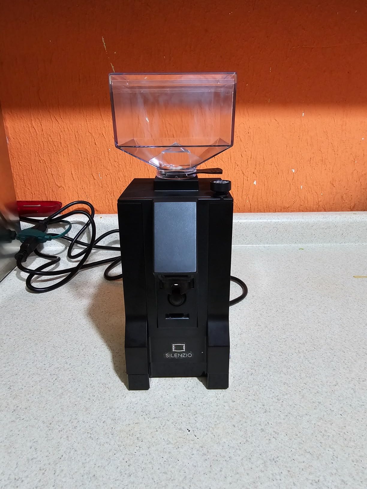 Eureka Mignon Silenzio Espresso Grinder | Silent Technology | Stepless | Timed Dosing | (Black, 55mm) Customer Review Eureka Mignon Silenzio Espresso Grinder | Silent Technology | Stepless | Timed Dosing | (Black, 55mm) - Customer Photo 2