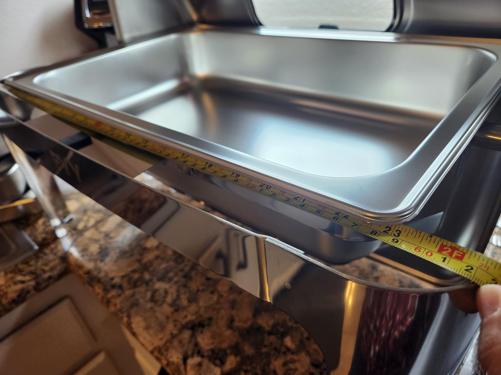 PYY Electric Chafing Dish for Buffet - Stainless Steel Electric Buffet Servers and Warmers, Max. 185F Temp Control, Electric Food Warmers for Parties Buffet Catering, 400W, Silver Customer Review PYY Electric Chafing Dish for Buffet - Stainless Steel Electric Buffet Servers and Warmers, Max. 185F Temp Control, Electric Food Warmers for Parties Buffet Catering, 400W, Silver - Customer Photo 1