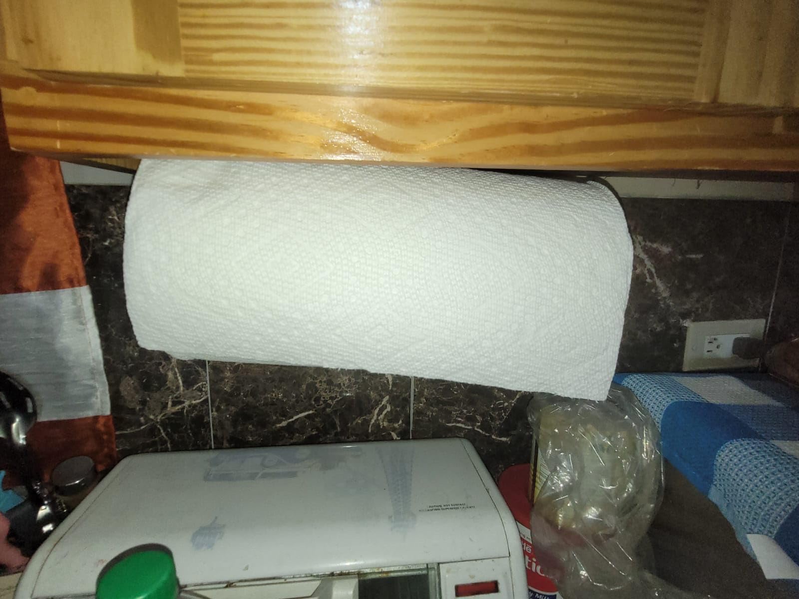 Bounty Select-A-Size Paper Towels, White, 8 Triple Rolls = 24 Regular Rolls Customer Review Bounty Select-A-Size Paper Towels, White, 8 Triple Rolls = 24 Regular Rolls - Customer Photo 4