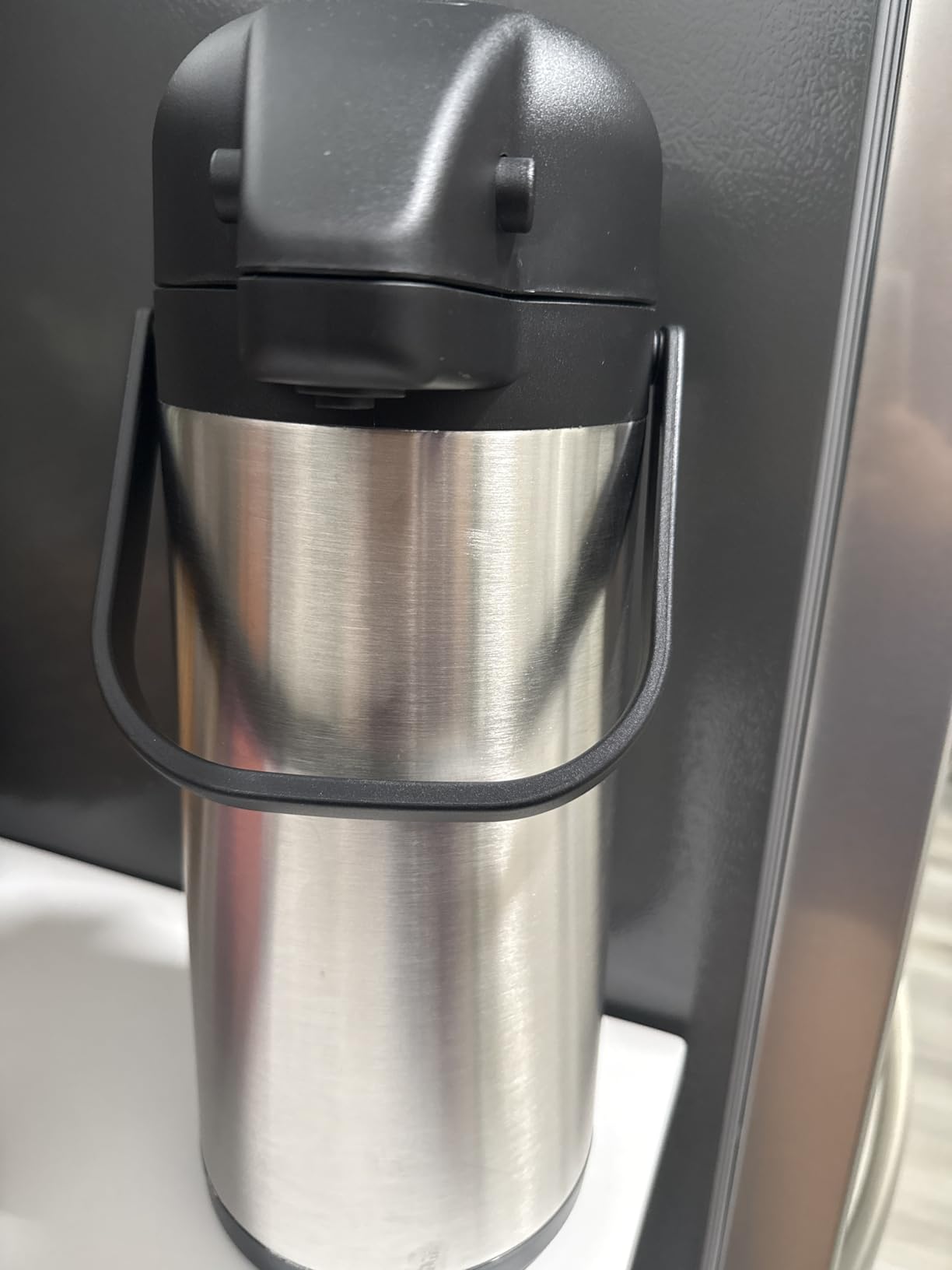 Coffee Carafe for Keeping Hot - Gezoss 102OZ / 3L Airpot Coffee Dispenser with Pump - Large Coffee Carafe for Hot Drinks Tea Liquid - Insulated Stainless Steel Hot Water Beverage Urn for Parties Customer Review Coffee Carafe for Keeping Hot - Gezoss 102OZ / 3L Airpot Coffee Dispenser with Pump - Large Coffee Carafe for Hot Drinks Tea Liquid - Insulated Stainless Steel Hot Water Beverage Urn for Parties - Customer Photo 4