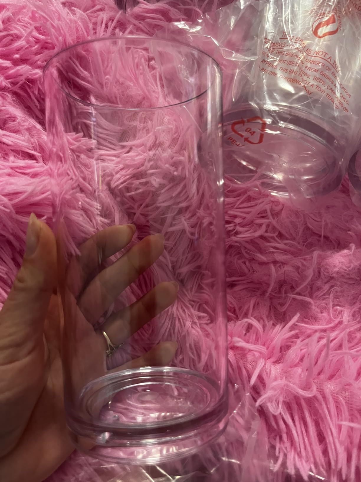 Plastic Drinking Glasses Set of 8, 14oz Rocks & 20oz Water Cups, Unbreakable Plastic Glasses Drinkware, Clear Kitchen Tumblers for Home & Outdoors, Reusable , BPA-Free, Top-Rack Dishwasher Safe - Customer Photo 1