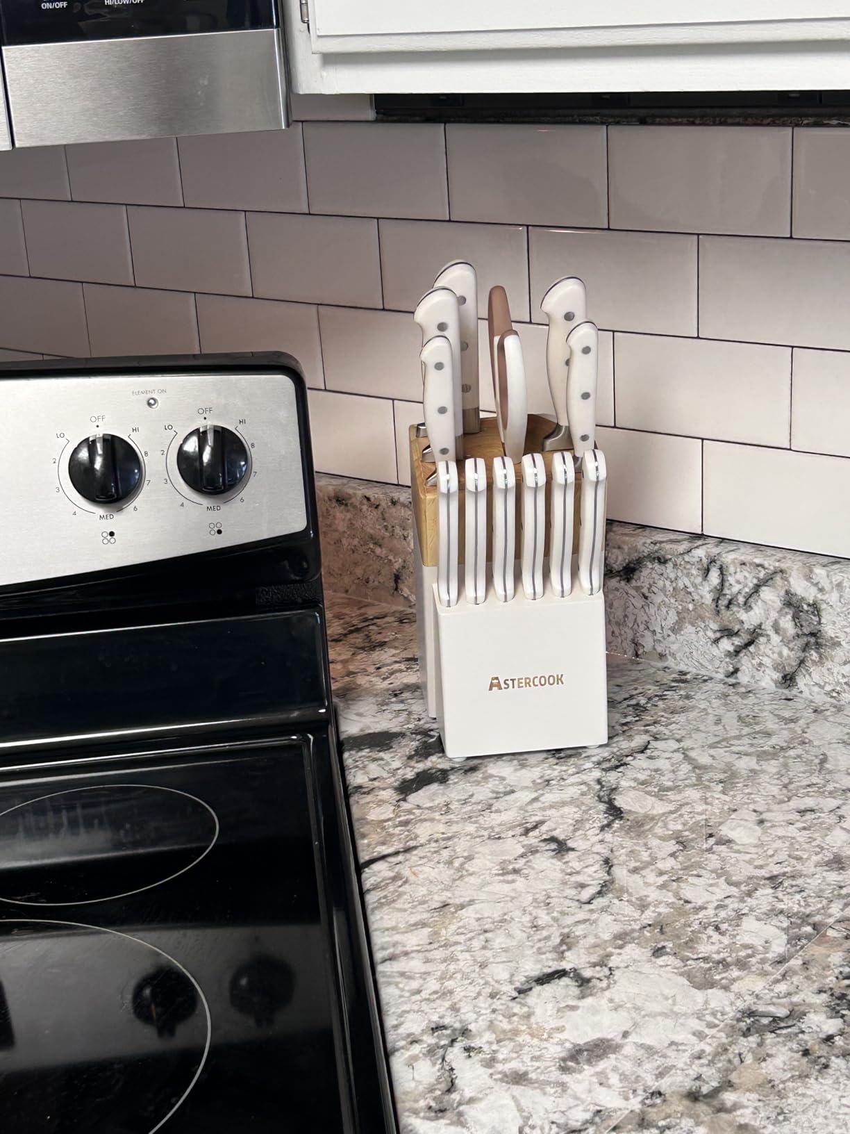 Knife Set,Astercook Kitchen Knife Set with Block 14-Piece Full Tang Stainless Steel Knives with Sharpener Dishwasher Safe and Anti-Slip Ergonomic Handle Elegant Cream White Utensils Set - Customer Photo 1
