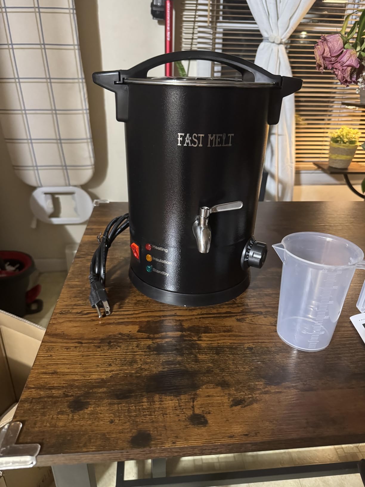 FAST MELT 5 Liter Wax Melter for Candle Making, Electric Wax Melting Pot with Easy Pour Spout & 30-110C Temp Control, Easy Clean for Home Candle Business Starter (Heat Gun + Gloves + Measuring Cup) - Customer Photo 2