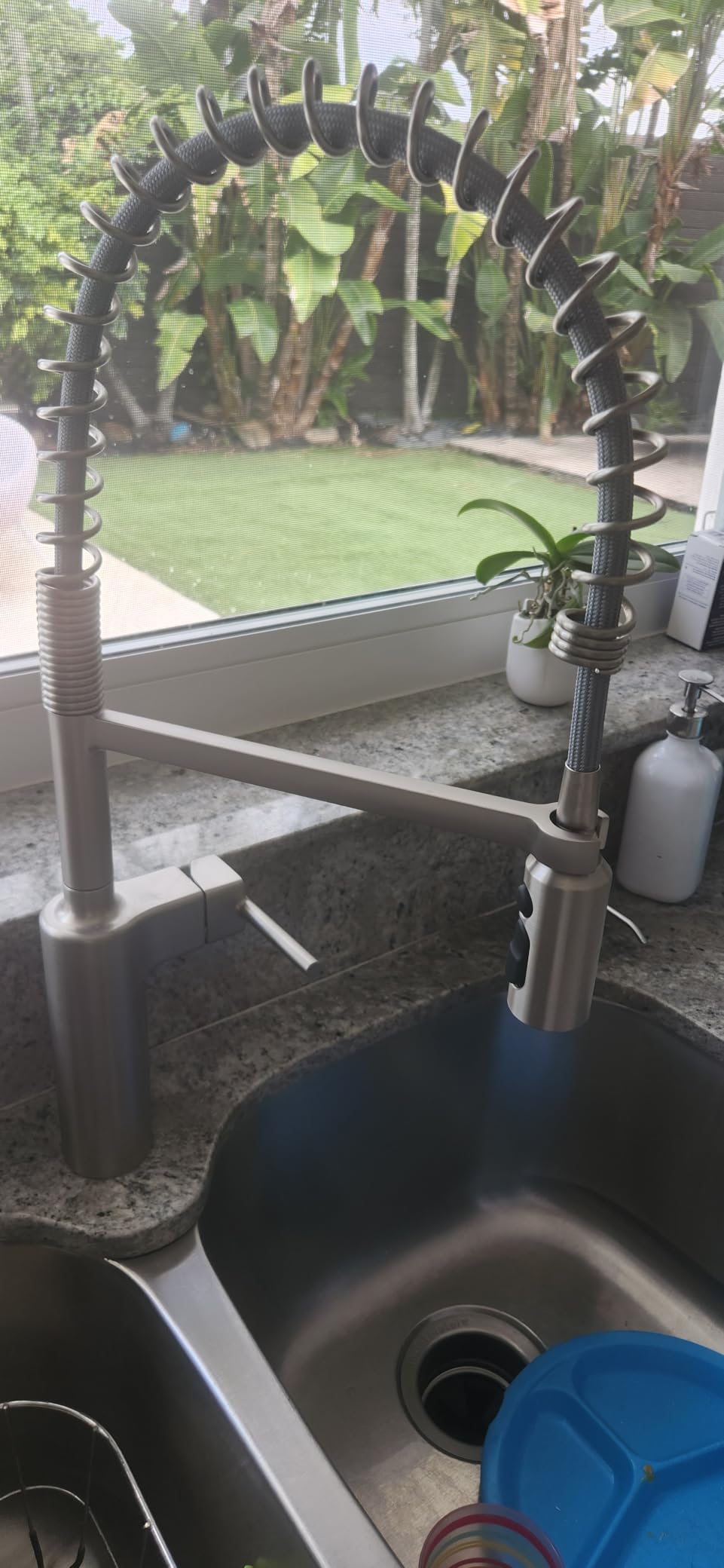 Moen Inara Stainless Spring Pulldown Kitchen Faucet with Pre-Rinse and Power Boost, Modern Kitchen Faucet, One-Handle Easy Installation, Spot Resist Finish, 87863SRS Customer Review Moen Inara Stainless Spring Pulldown Kitchen Faucet with Pre-Rinse and Power Boost, Modern Kitchen Faucet, One-Handle Easy Installation, Spot Resist Finish, 87863SRS - Customer Photo 1