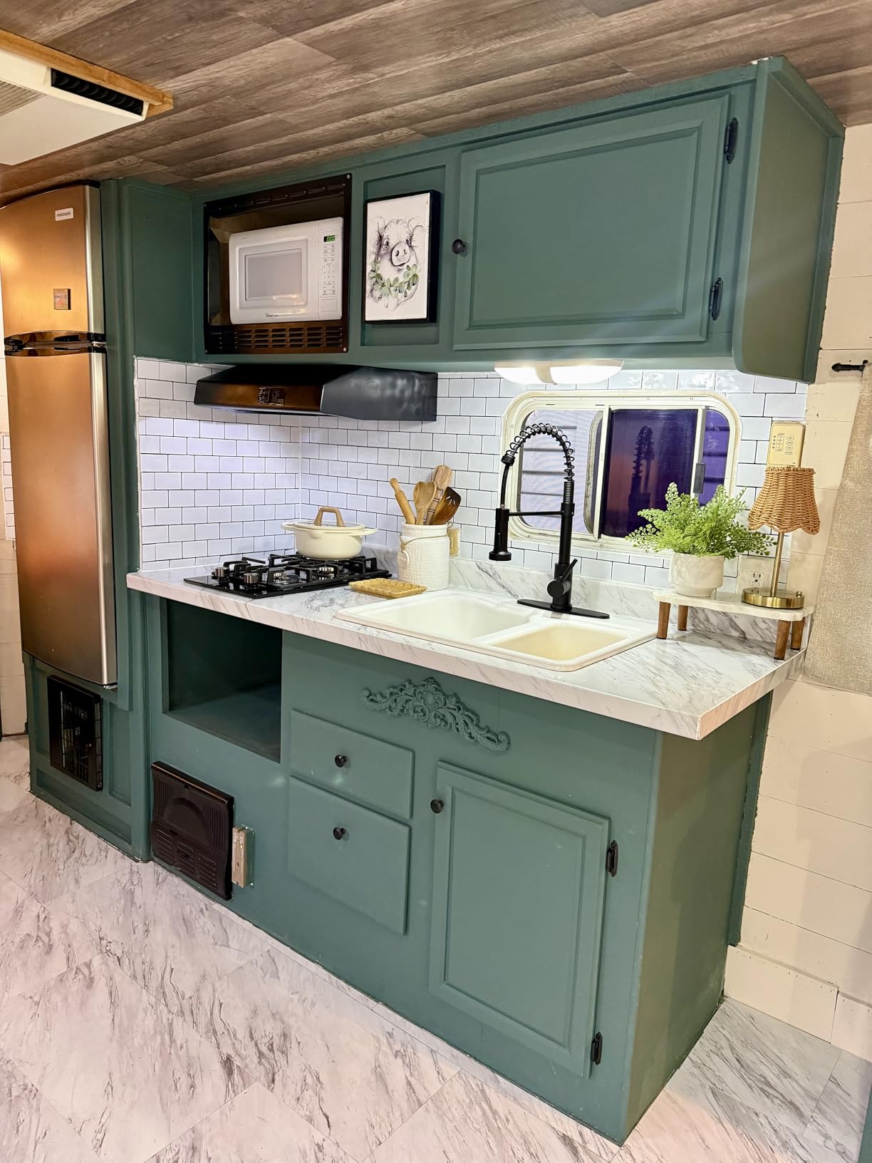 Black Kitchen Faucet with Pull Down Sprayer, High Arc Spring 304 Stainless Steel Commercial Kitchen Sink Faucet,1 or 3 Hole Installation for Farmhouse, RV Camper, Laundry & Utility Sink - Customer Photo 1