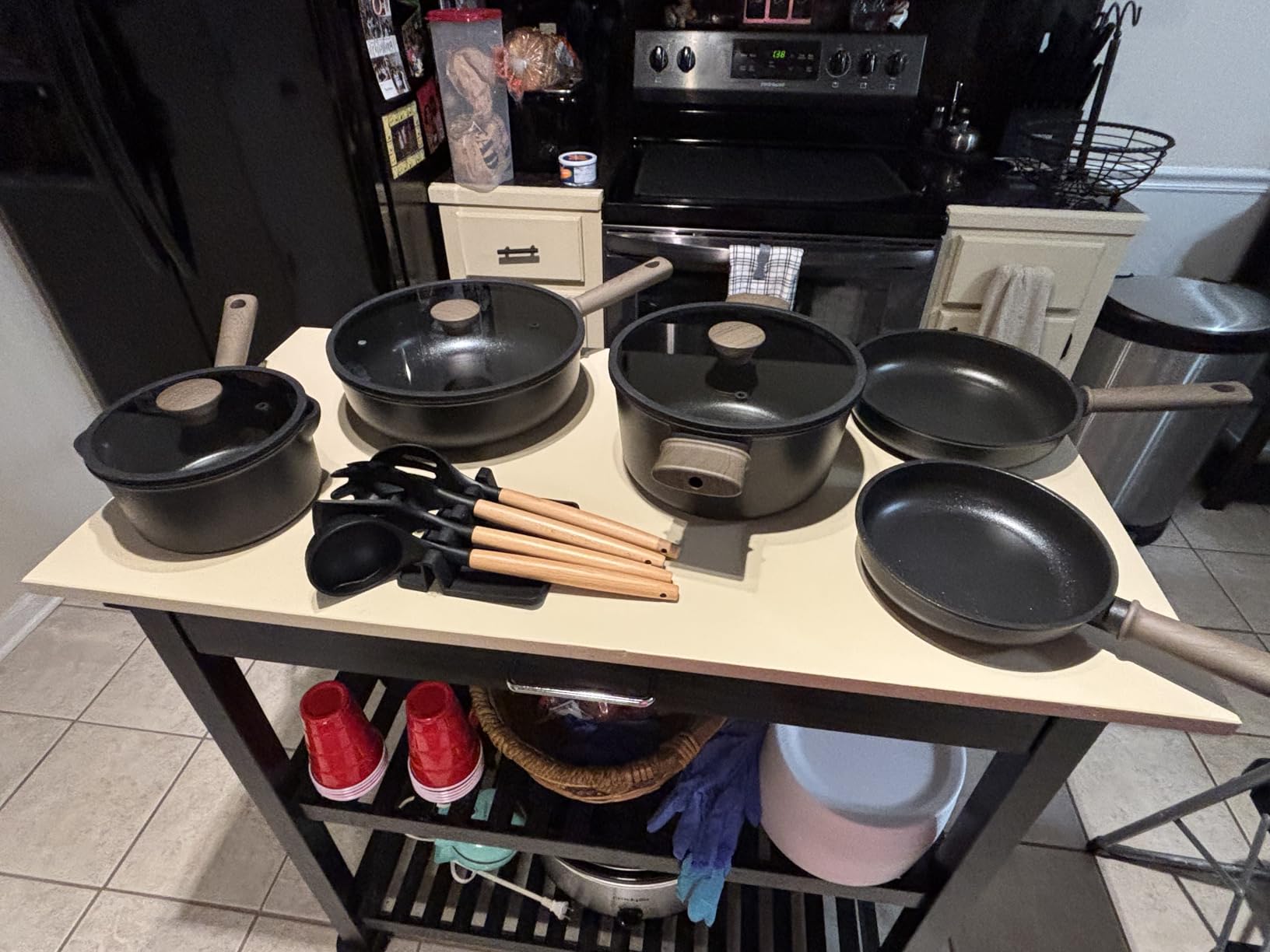 Astercook Non Stick Pots and Pans Set, Healthy Non-Toxic Titanium Induction Kitchen Cookware Sets for Cooking with Frying Pans, PFAS/PTFE/PFOA & PFOS Free, Black, 19 Pcs Customer Review Astercook Non Stick Pots and Pans Set, Healthy Non-Toxic Titanium Induction Kitchen Cookware Sets for Cooking with Frying Pans, PFAS/PTFE/PFOA & PFOS Free, Black, 19 Pcs - Customer Photo 1