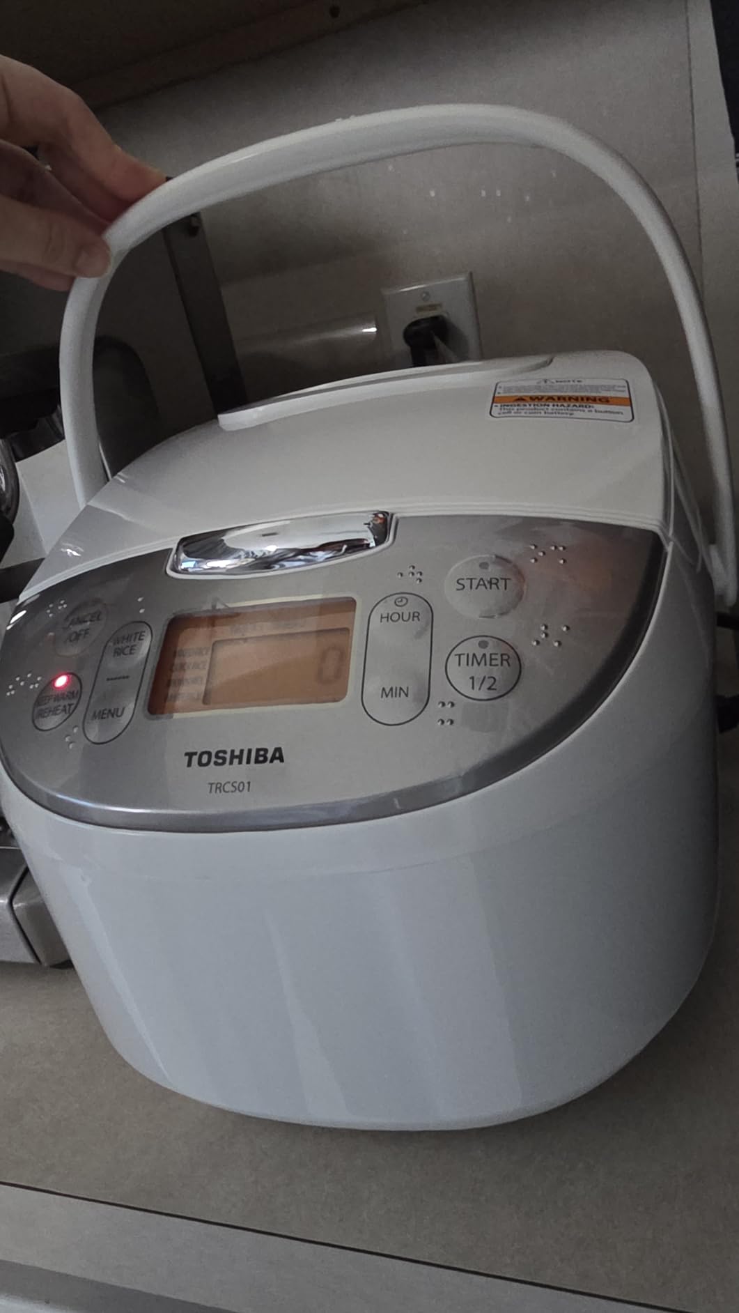 TOSHIBA OriginTaste Rice Cooker 5.5-Cup Uncooked, Fuzzy Logic, 15-in-1 Functions, Digital Display, Delay Timer, Keep Warm, Nonstick Inner Pot, White Customer Review TOSHIBA OriginTaste Rice Cooker 5.5-Cup Uncooked, Fuzzy Logic, 15-in-1 Functions, Digital Display, Delay Timer, Keep Warm, Nonstick Inner Pot, White - Customer Photo 2