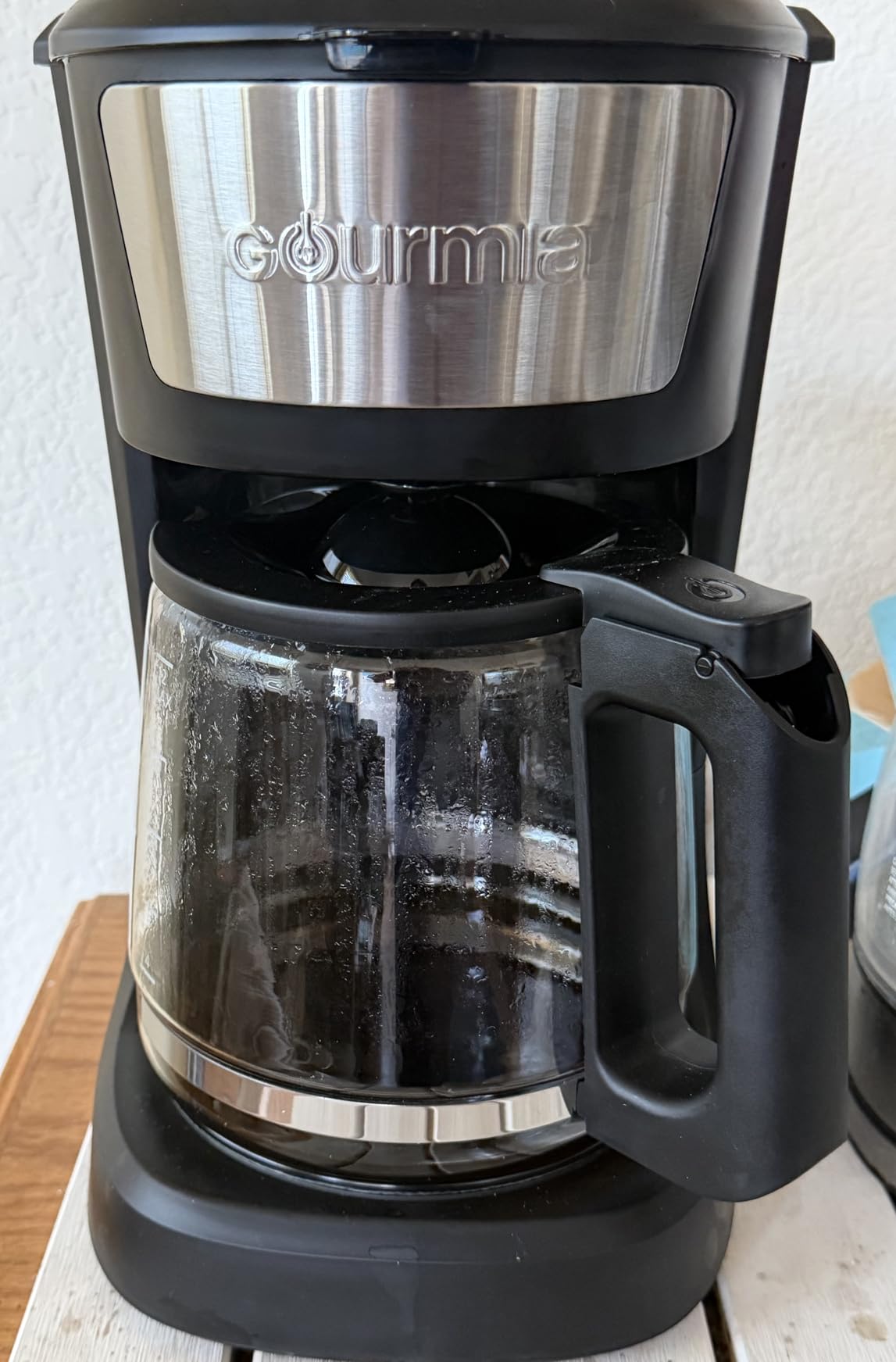 Gourmia 12 Cup One-Touch Coffee Maker – Pause and Serve with Automatic Keep Warm, Easy View Water Window, Compact Design, Stainless Steel Accents, Black Customer Review Gourmia 12 Cup One-Touch Coffee Maker – Pause and Serve with Automatic Keep Warm, Easy View Water Window, Compact Design, Stainless Steel Accents, Black - Customer Photo 1