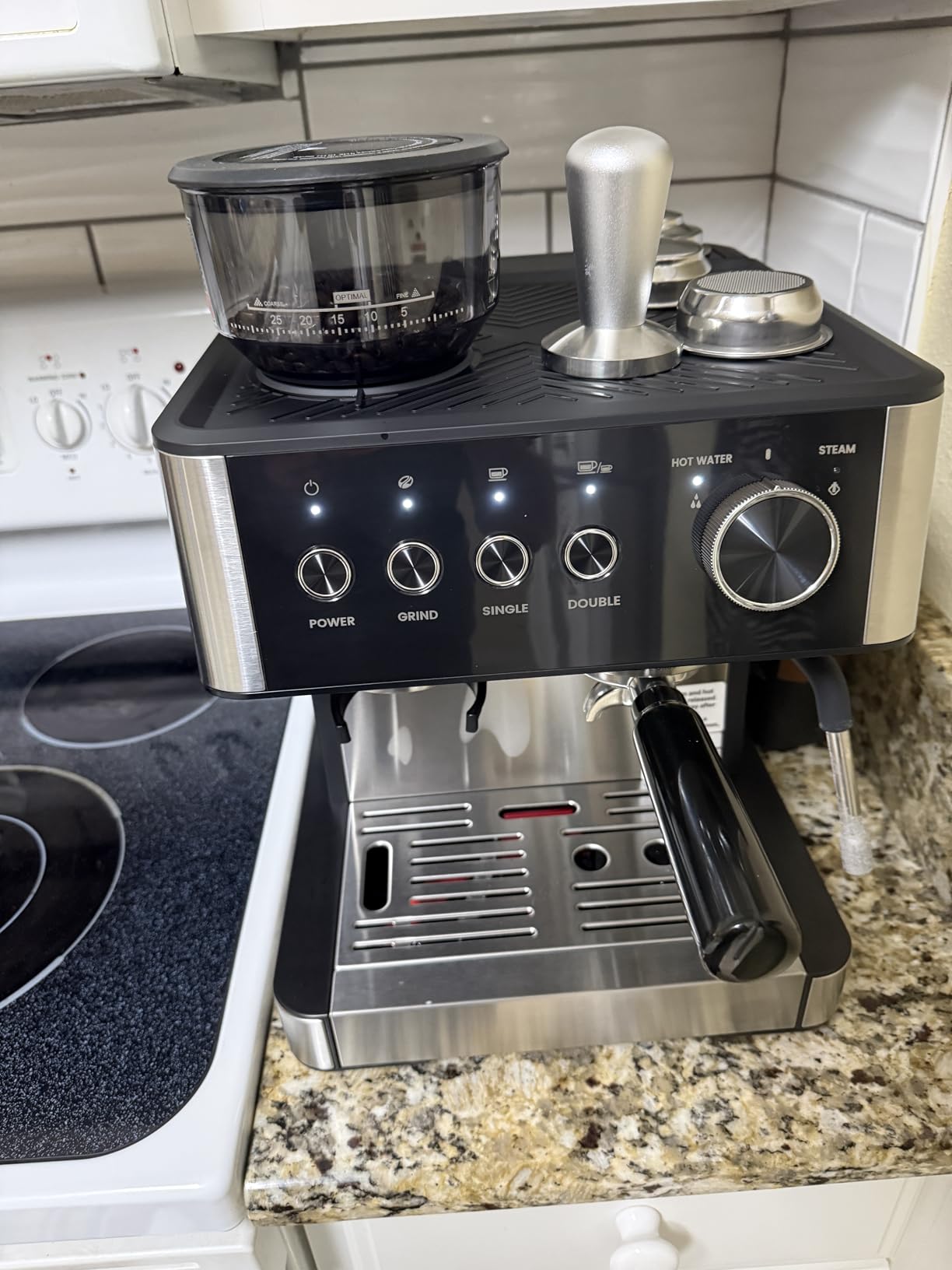 Espresso Machine 15 Bar with Built-in Anti-Clog Coffee Grinder,Stainless Steel Coffee Maker with 77.8 oz Removable Water Tank for Cappuccino/Latte,Home&Office,Black - Customer Photo 1