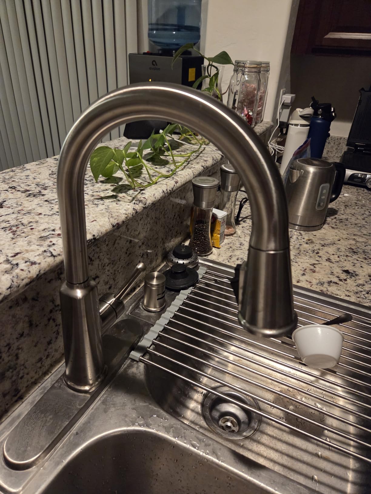 Delta Finnridge Matte Black Kitchen Faucet with Pull Down Sprayer, High Pressure ProClean Spray Modern Single Hole Kitchen Sink Faucet, 19730LF-BL - Customer Photo 2