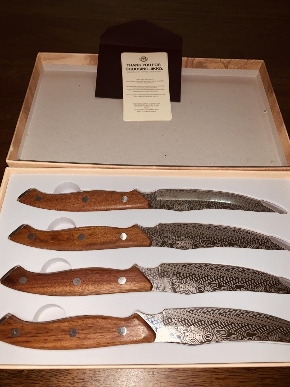Jikko® Bushido Edition – Japanese AUS-8 Steak Knife Set (4 pcs) with Rosewood Handles | Premium Full-Tang Carving Knives for Meat, Steak & BBQ – Razor Sharp 15° Edge, Gift Collector's Box - Customer Photo 1