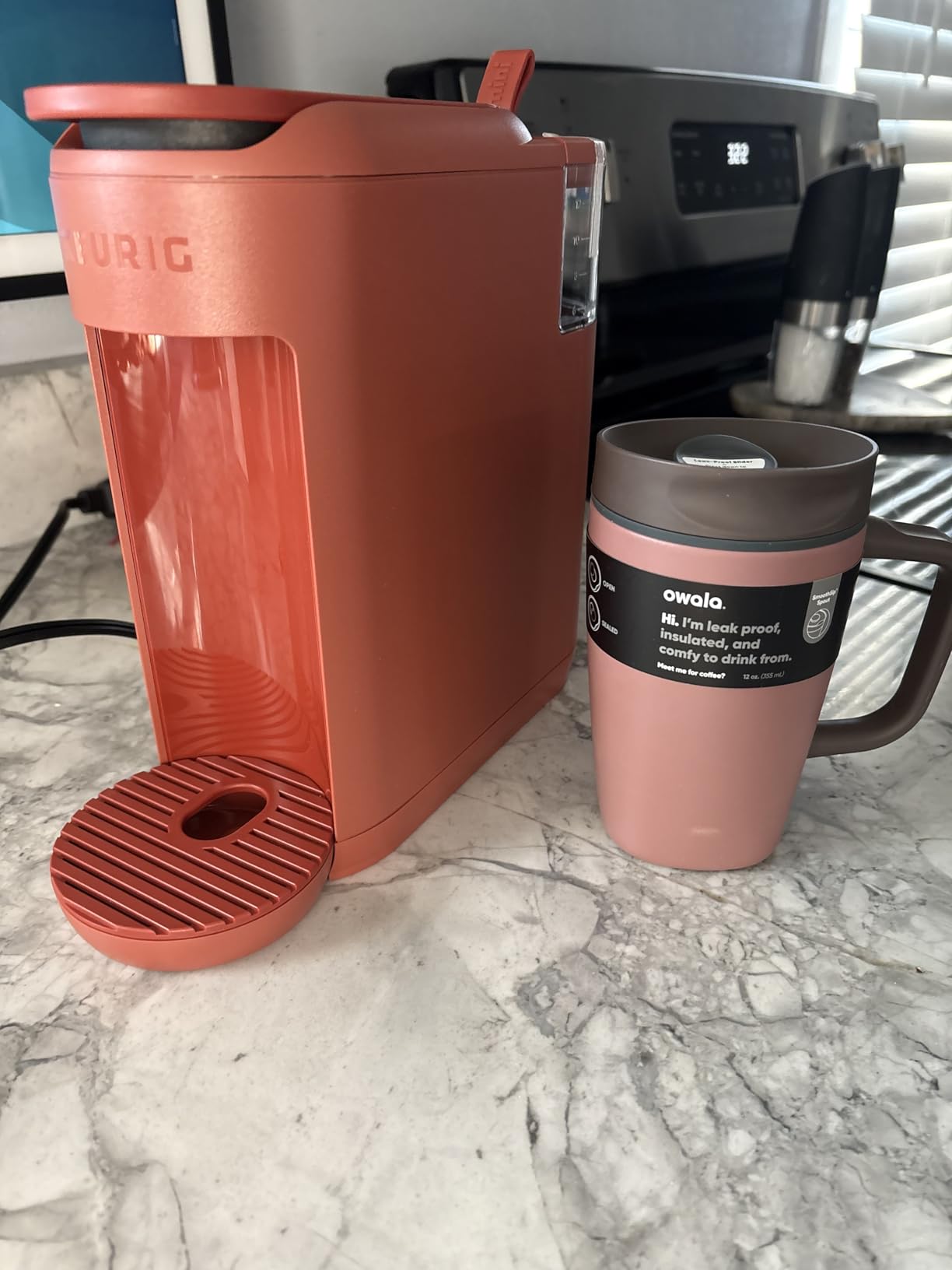 Keurig K-Mini Mate Single Serve K-Cup Pod Coffee Maker, Brews Up to 12 oz Cup, Compact Portable Coffee Machine for Small Spaces, Great for Dorms & Offices, Black - Customer Photo 3