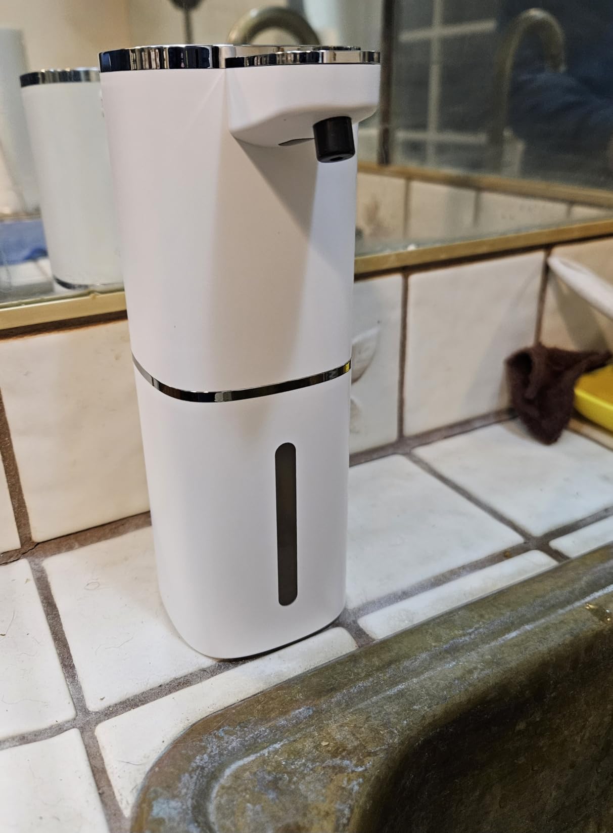 Automatic Liquid Soap Dispenser Touchless, USB Rechargeable Smart Hand Soap Dispenser, 9-Level Adjustable, Physical Button Operation, 13.5oz/400mL Wall Mounted for Bathroom Kitchen Dish Soap - Customer Photo 2