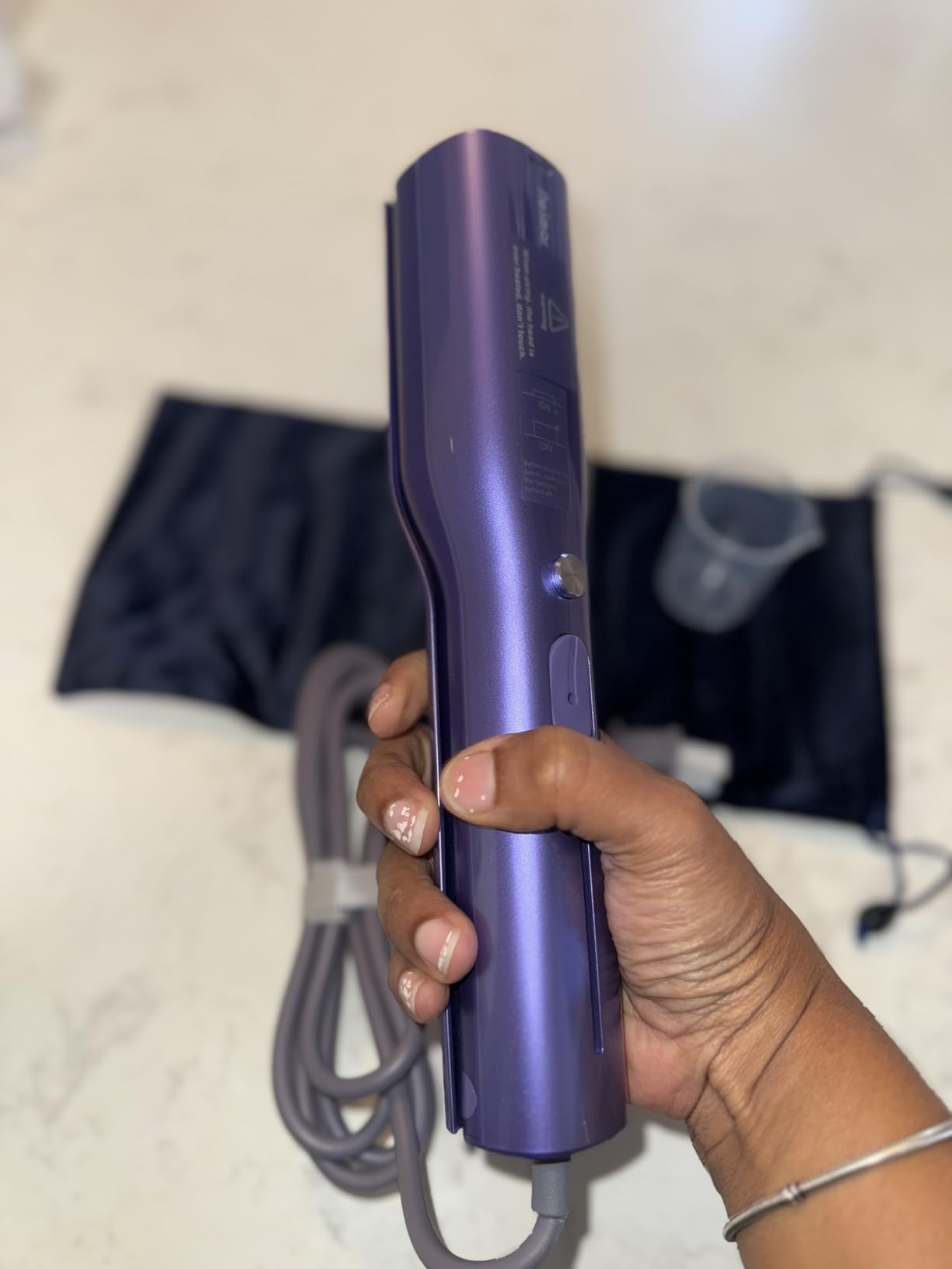G4 Pro Smart Handheld Steamer for Clothes – Global Voltage Adaptation, 900W Palm-Sized & Lightweight (0.8lb), Dual Steam Modes, Easy Wrinkle Remover, Auto Shut-Off for Travel & Home (metal gray) - Customer Photo 1