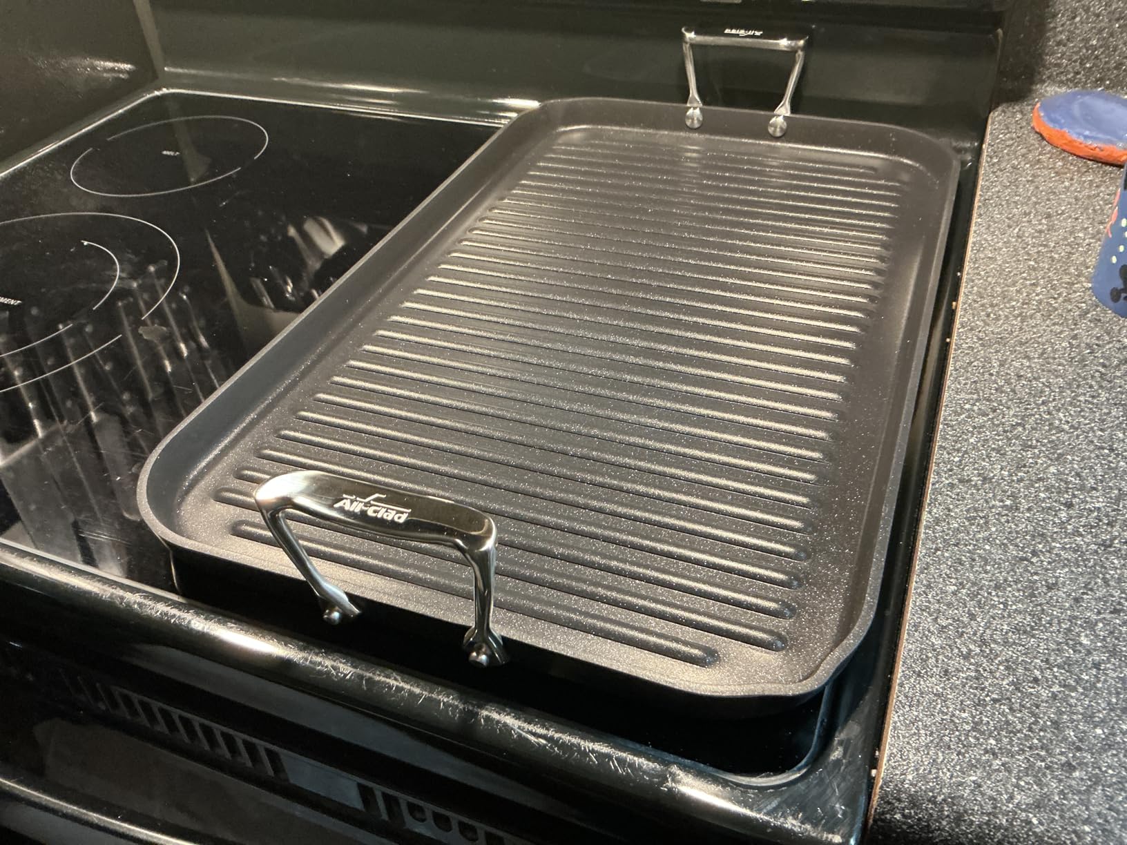All-Clad HA1 Hard Anodized Nonstick Griddle Pan For Stovetop 13 x 20 Inch, Double Burner, Professional Cookware, Dishwasher-Friendly, Oven-Safe Up to 500°F, Black - Customer Photo 1