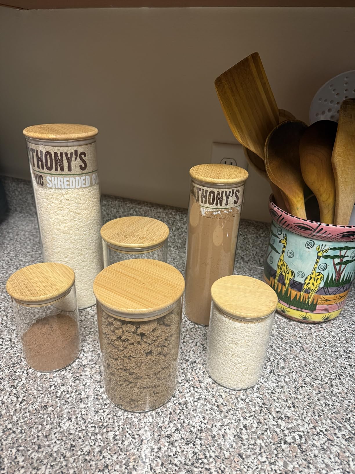 ComSaf Glass Storage Containers with Lids (0.6qt/1qt/1.5qt) Set of 6,Glass Pantry Storage Containers with Airtight Lid & lables for Dry Food, Snacks, Nuts, Stackable for Kitchen, Pantry Organization - Customer Photo 1