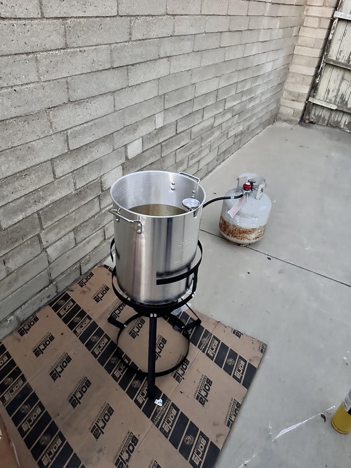 Outvita Outdoor Propane Deep Fryer, Double Burners Commercial Fryer, 16 Qt Cooker with Removable Baskets & Lids & Tanks, Oil Fryer Cart with Thermometer & Foldable Side Tables for Outdoor Cooking - Customer Photo 1
