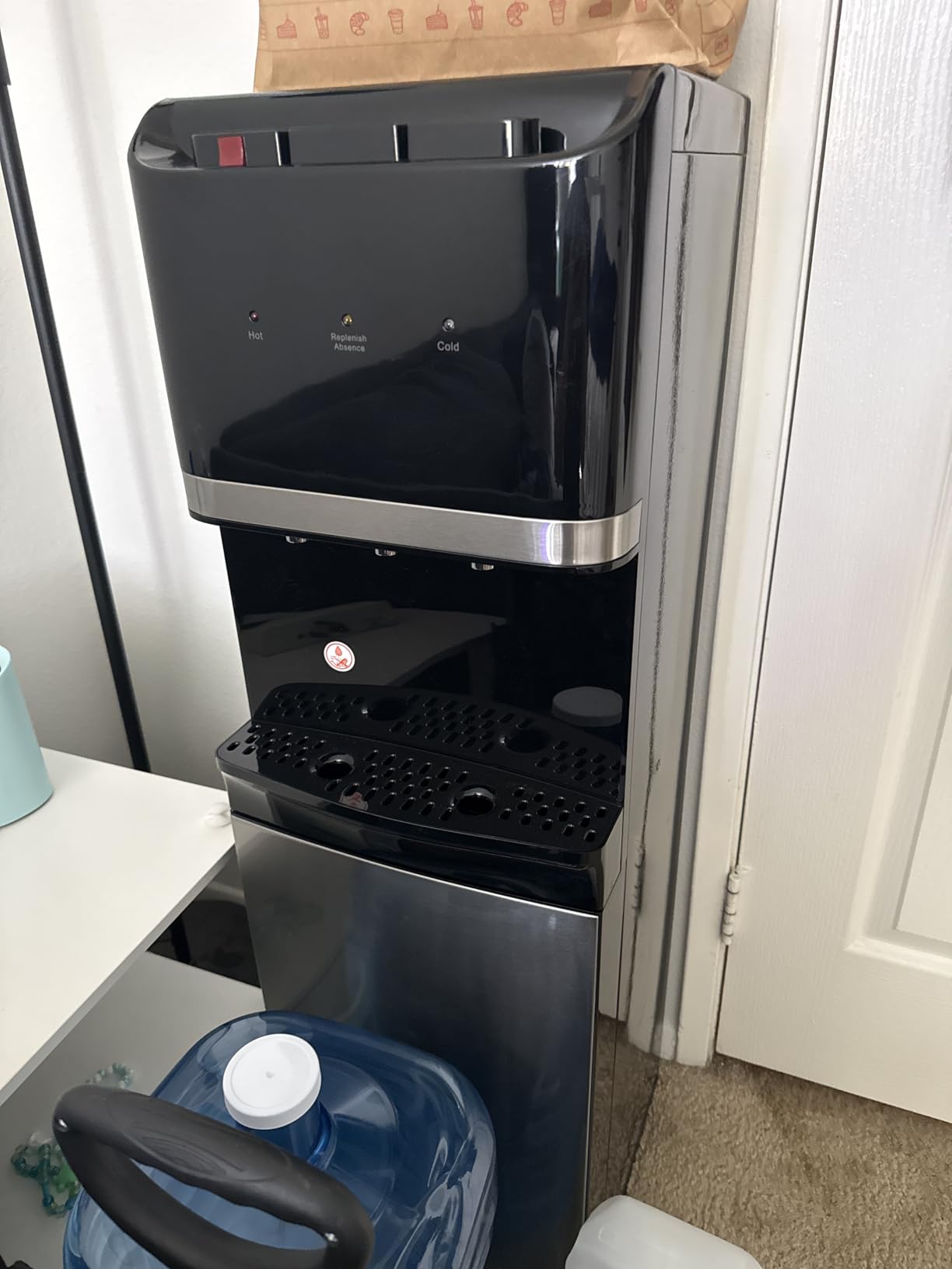 Manastin Bottom Loading Water Cooler Dispenser for 5 Gallon Bottles, Stainless Steel Water Cooler with 3 Temperature Settings - Hot, Cold & Room Water, Ideal Design for Home & Office, Onyx Black - Customer Photo 1