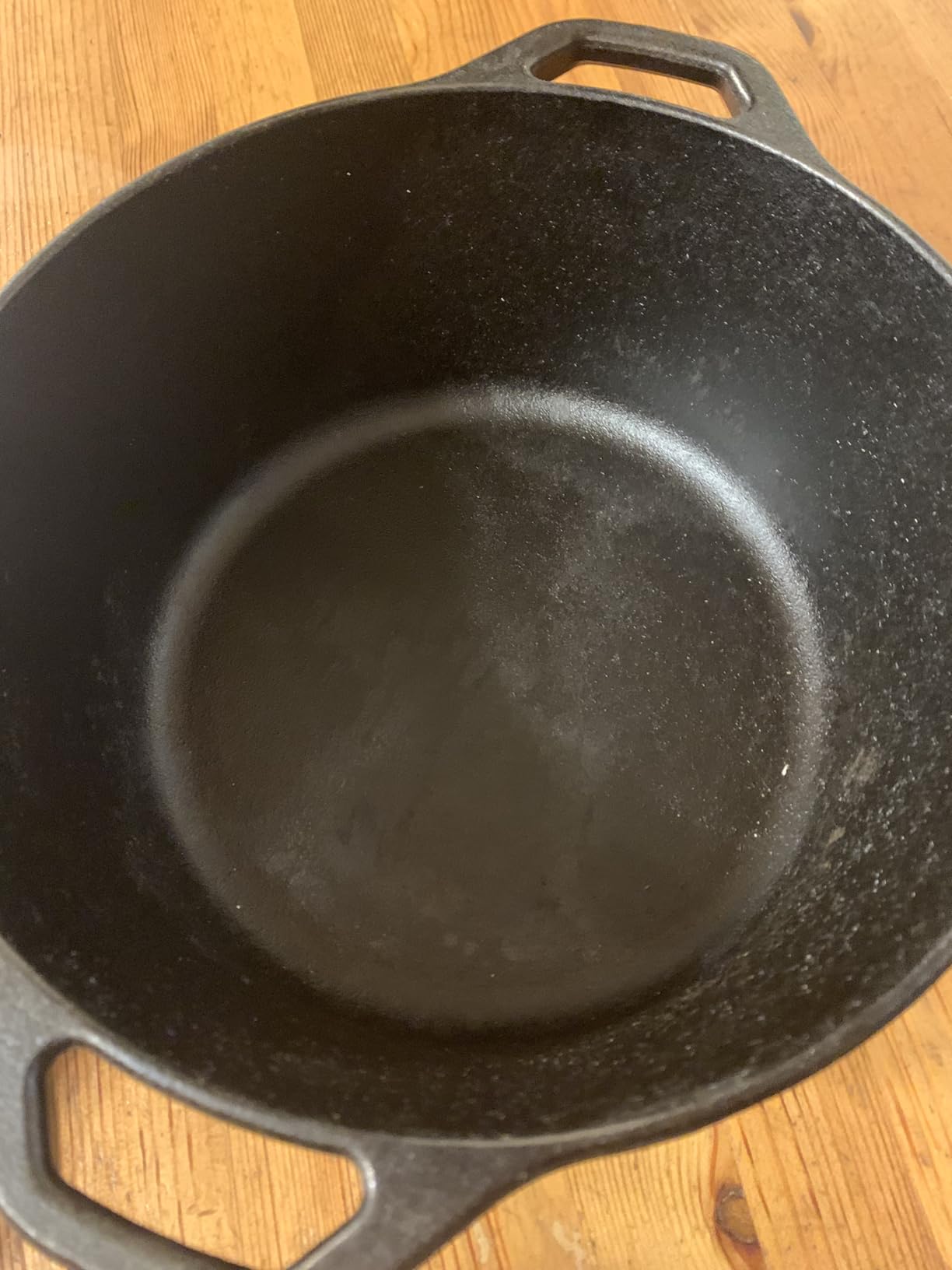 Lodge Cast Iron Double Dutch Oven 5 Quart - Pre-Seasoned 2-in-1 Cast Iron Cookware - Pot & Skillet Combo customer photo 2