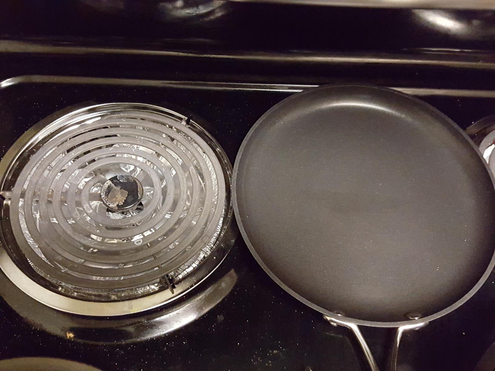 Cuisinart 10-Inch Crepe Pan, Chef's Classic Nonstick Hard Anodized customer photo 1
