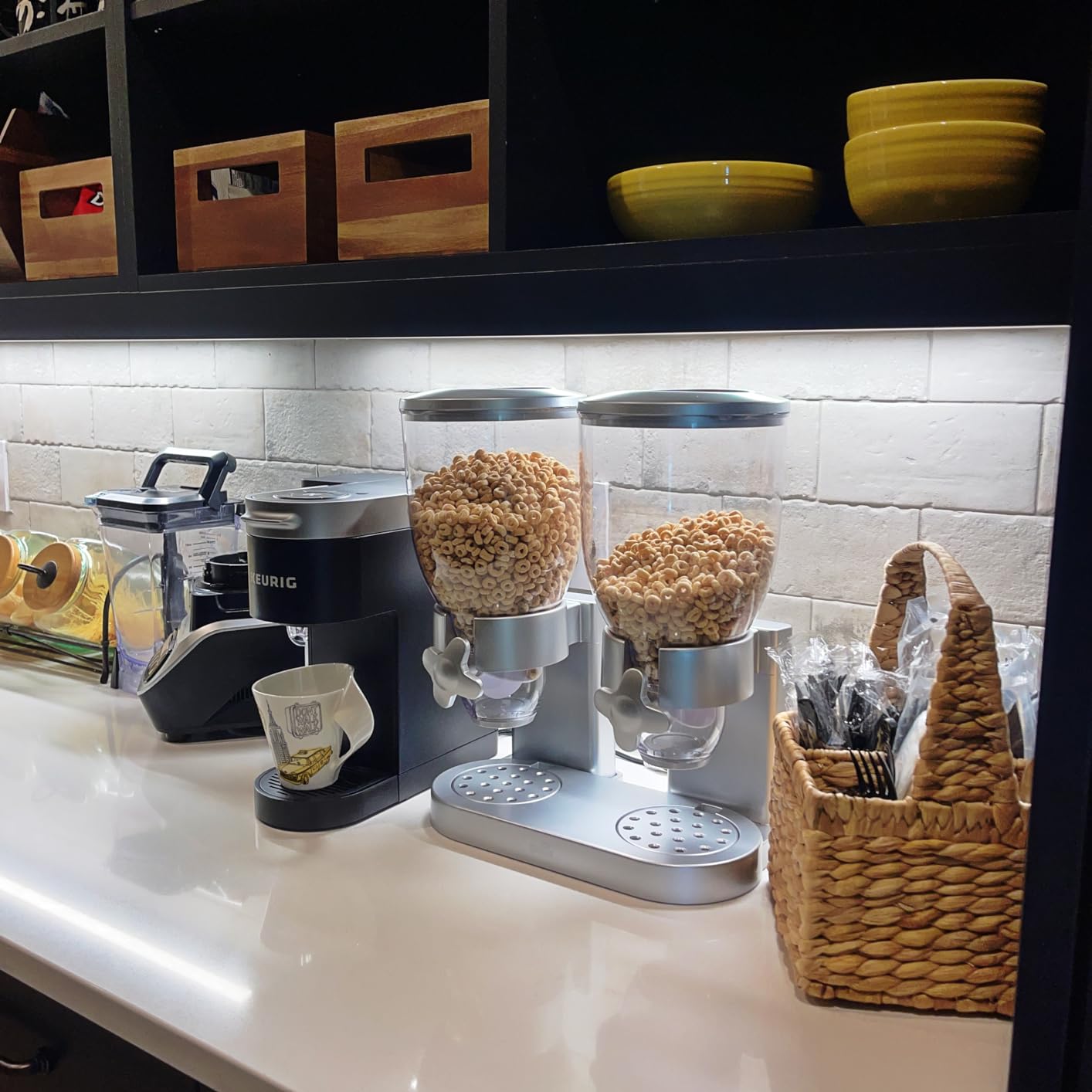 Zevro /GAT202 Indispensable Dry Food Dispenser, Dual Control, Silver customer photo 2