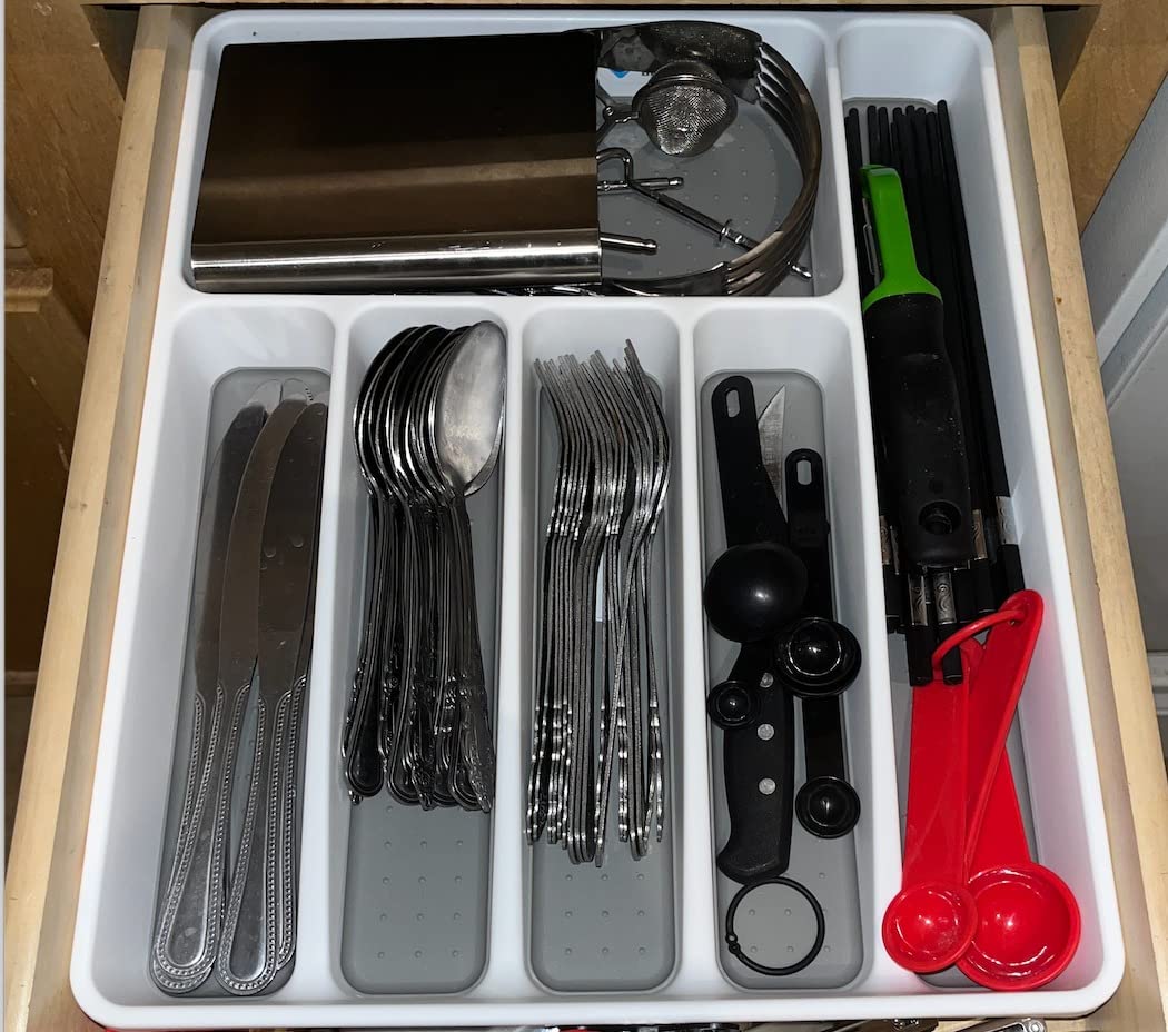 madesmart Classic Large Silverware Tray - White |CLASSIC COLLECTION | 6-Compartments| Kitchen Drawer Organizer | Soft-Grip Lining and Non-Slip Rubber Feet | BPA-Free customer photo 1
