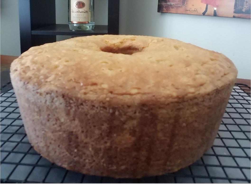 Fat Daddio's PAF-10425 Anodized Aluminum Angel Food Cake Pan, 10 Inch customer photo 2