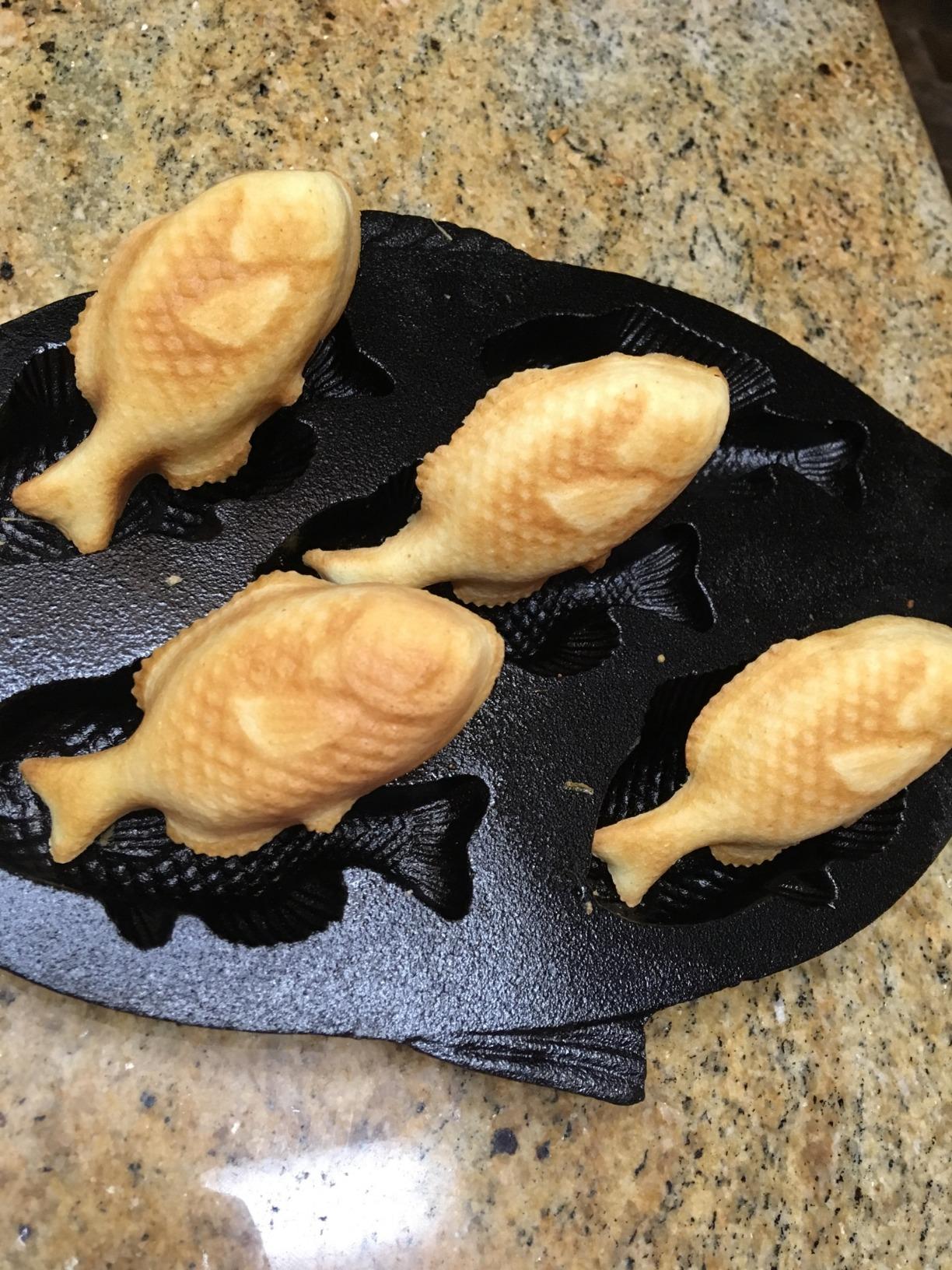 Old Mountain 10145 Fish Impression Cornbread Pan customer photo 1